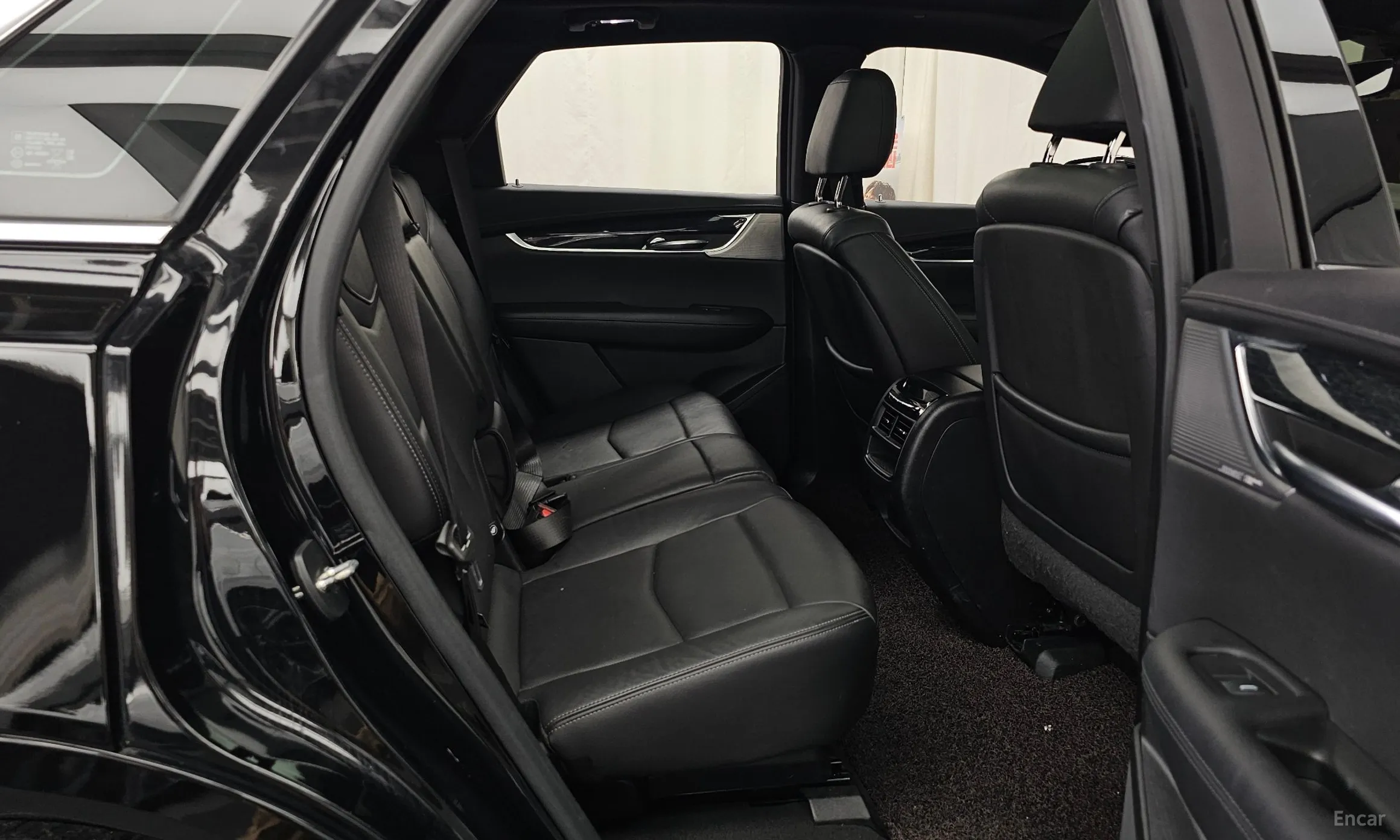 Cadillac XT5 превью 11