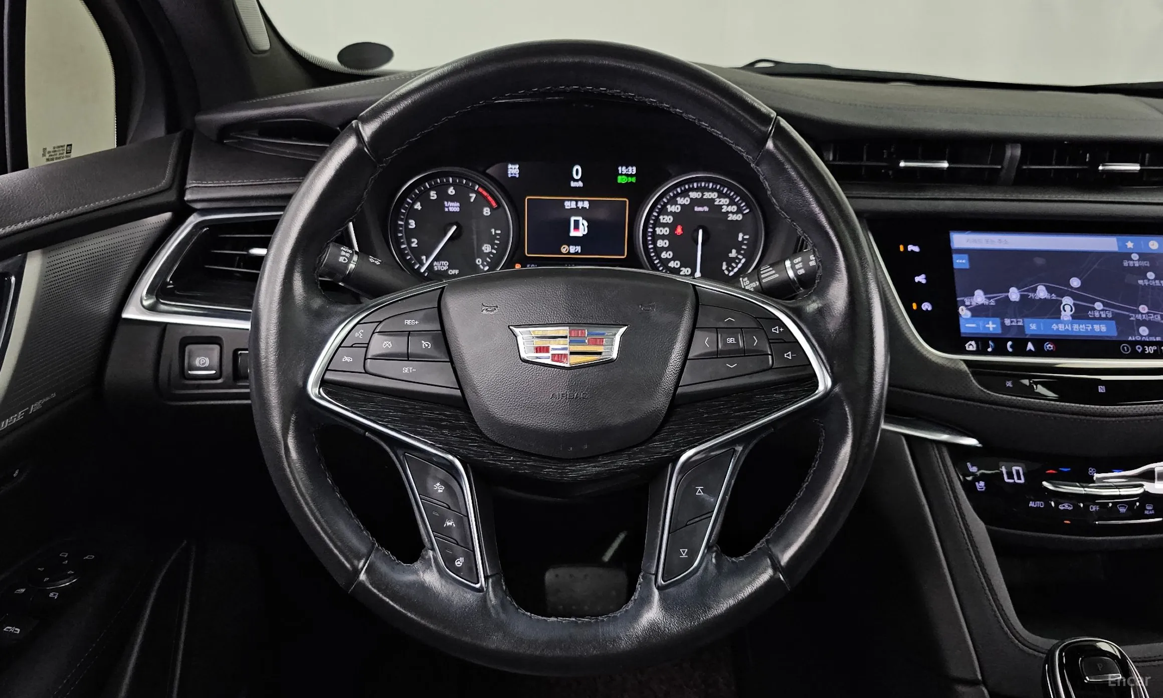Cadillac XT5 превью 13