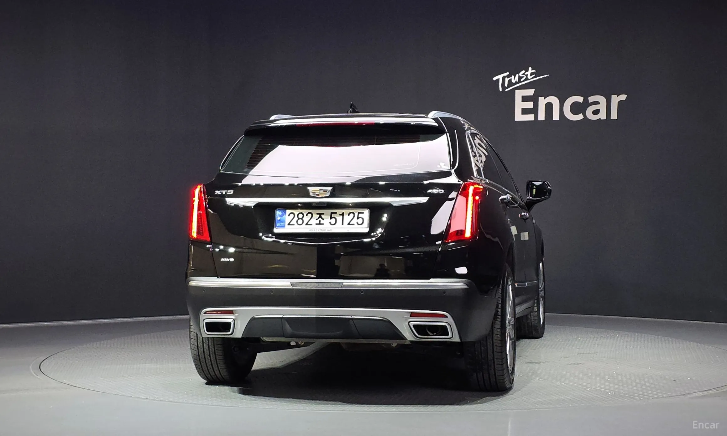 Cadillac XT5 превью 4