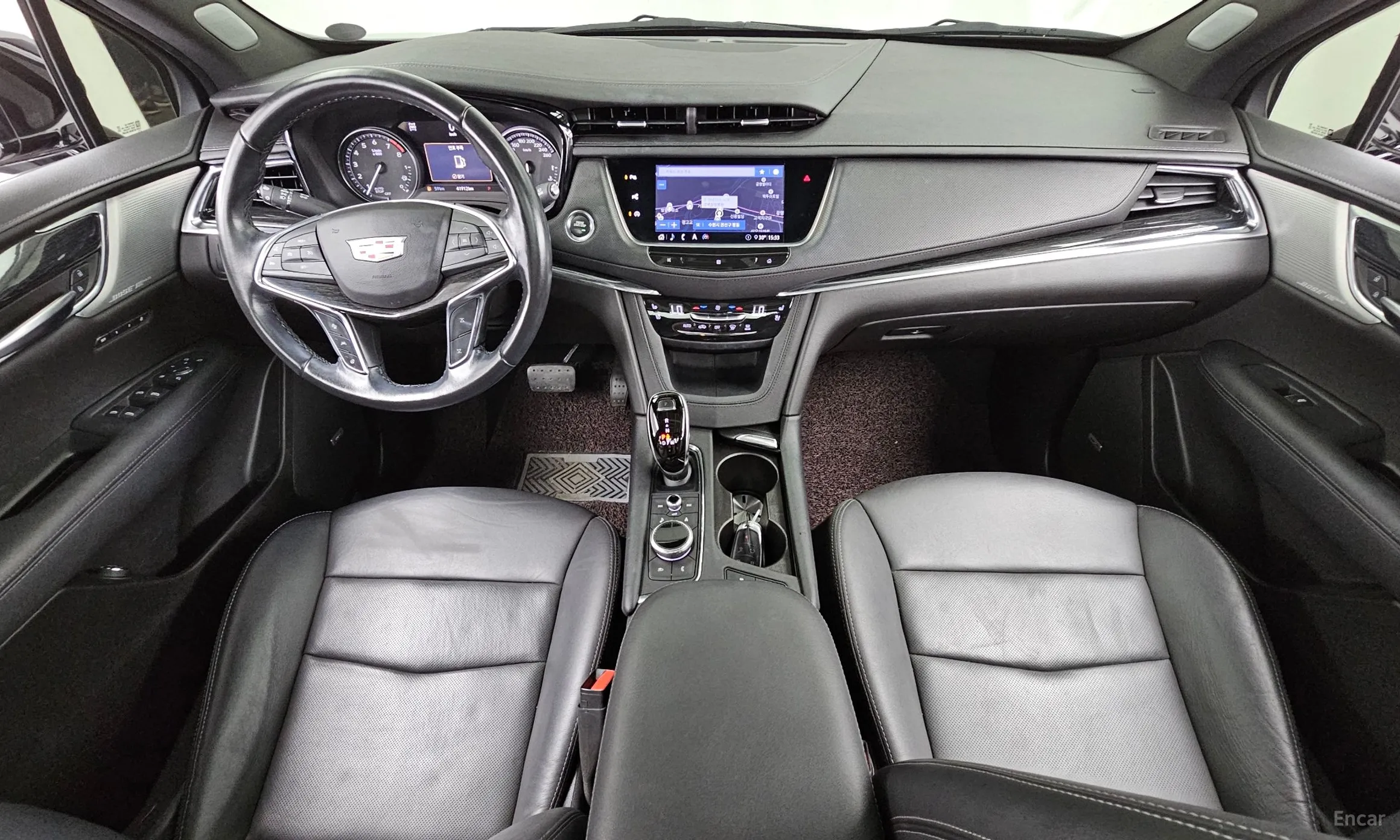 Cadillac XT5 превью 7