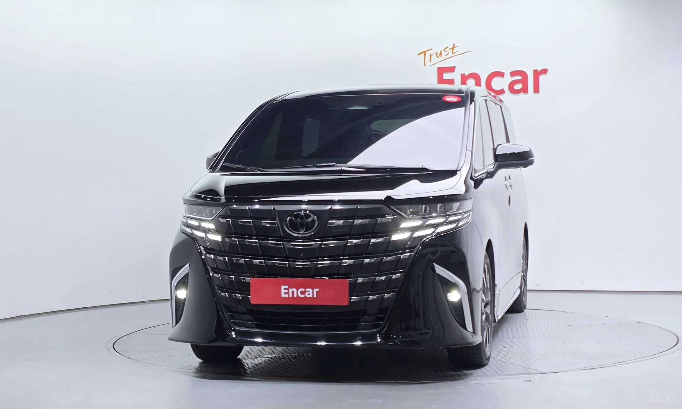 Toyota Alphard 4th Generation превью 3