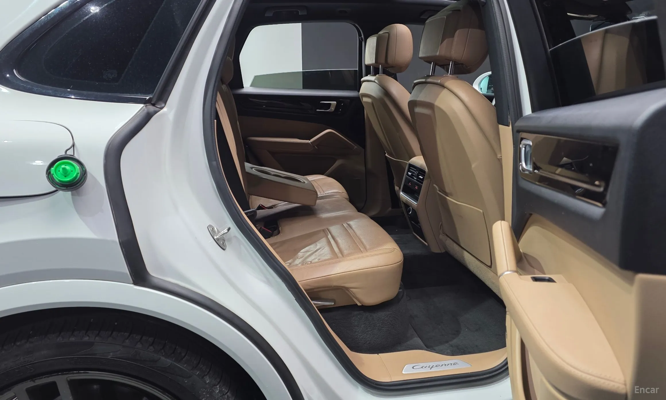 Porsche Cayenne (PO536) превью 11