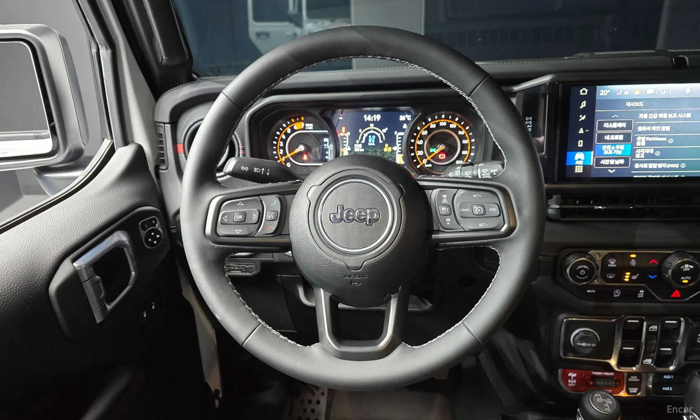 Jeep Wrangler (JL) превью 12