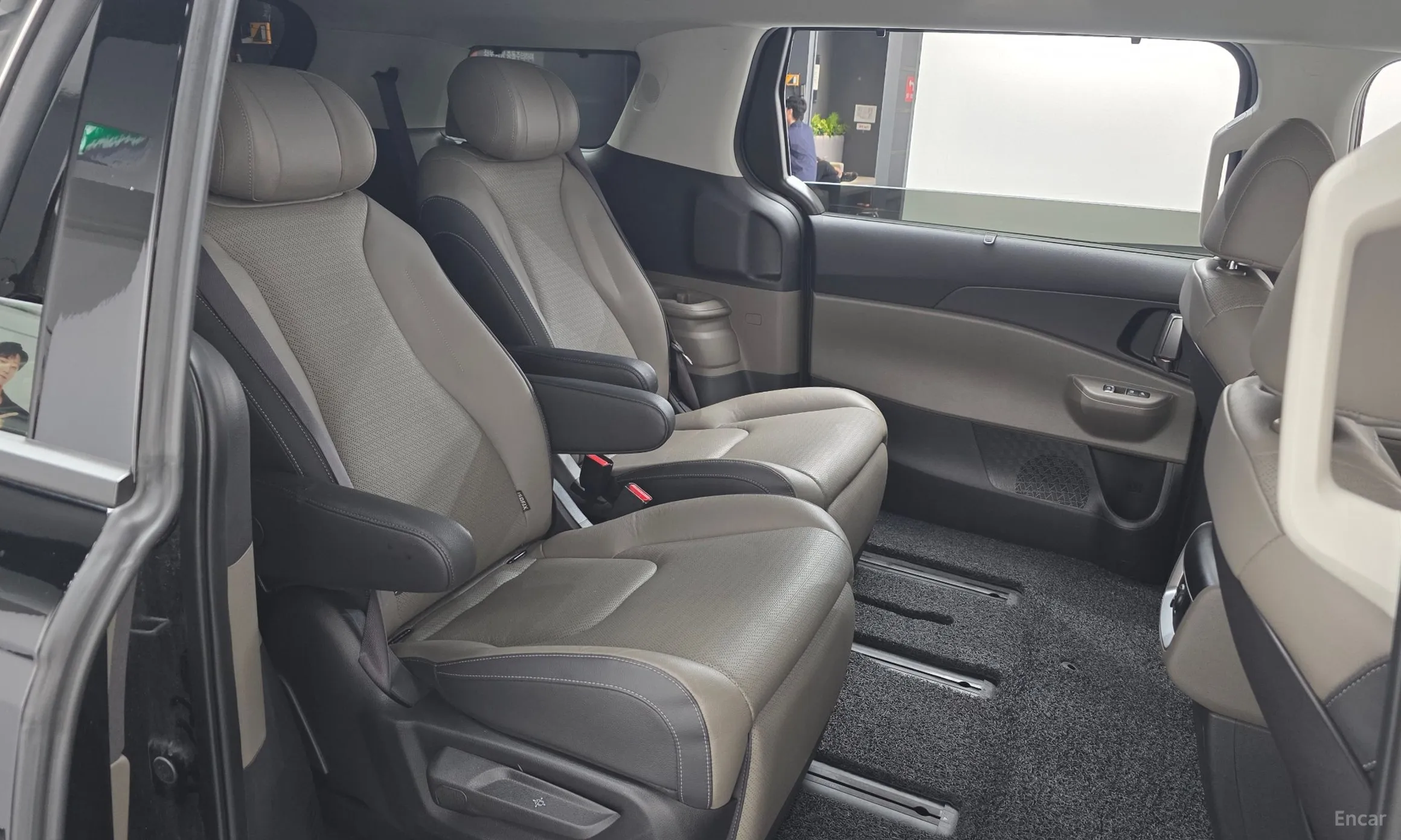 Kia Carnival 4th Generation превью 11