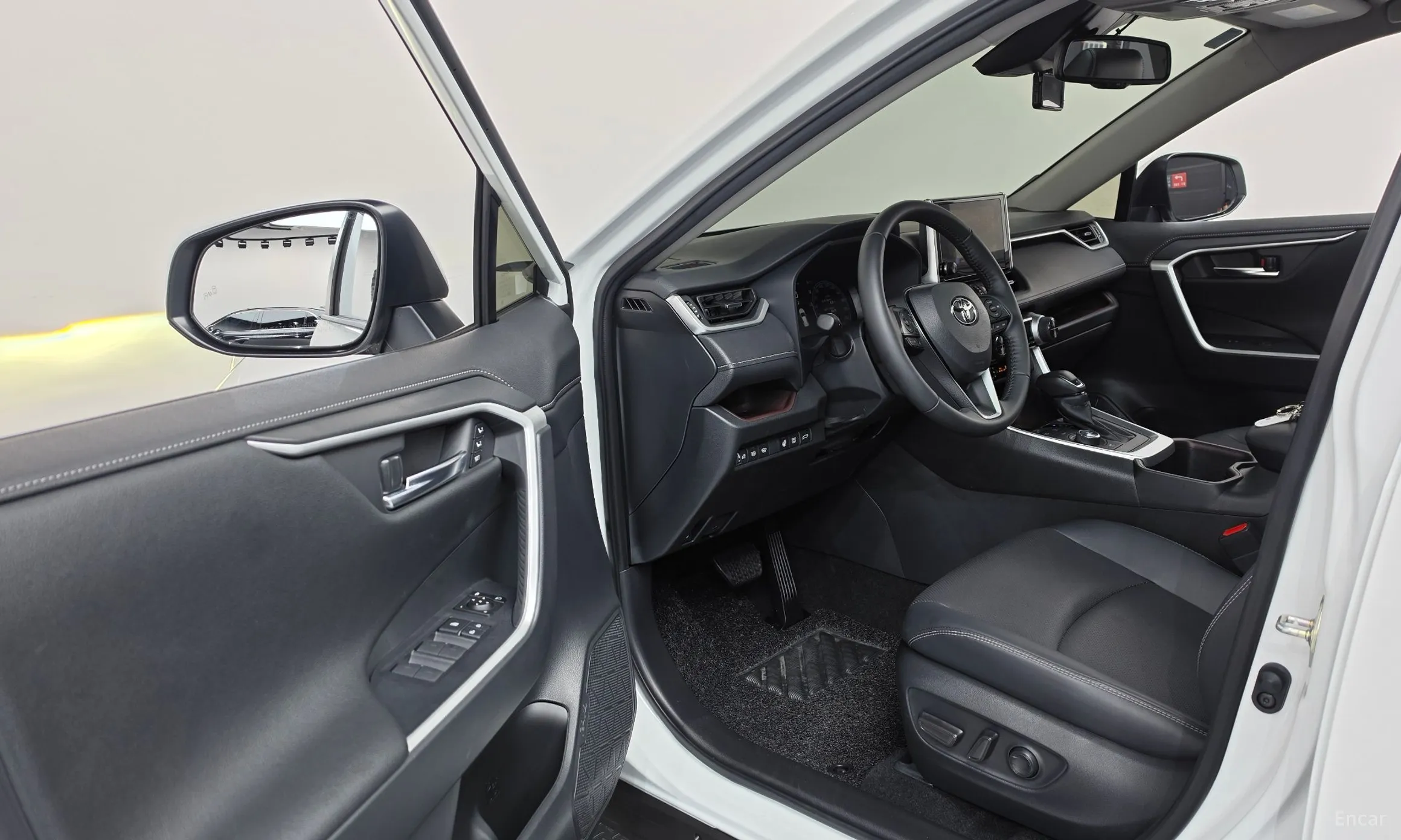Toyota RAV4 5th Generation превью 10