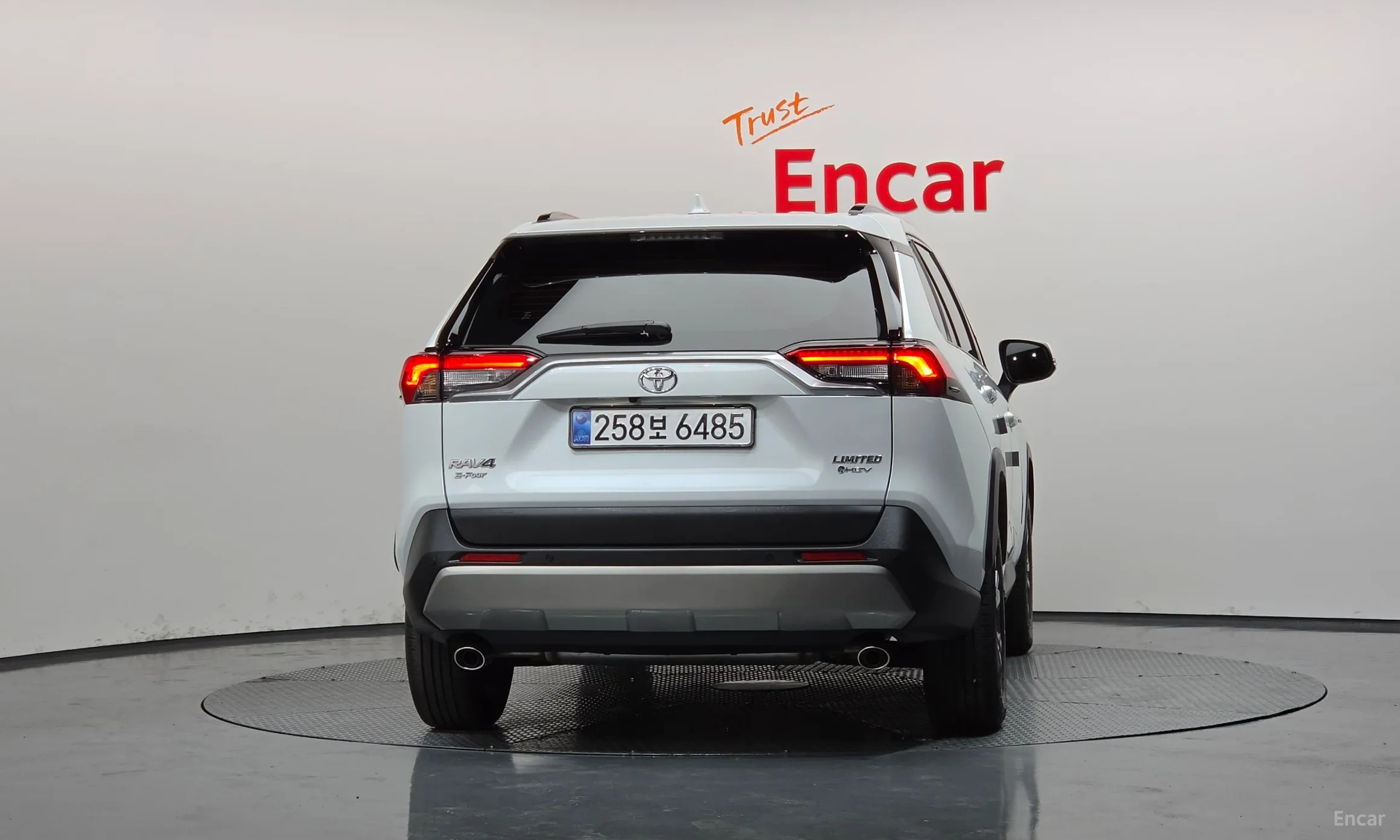 Toyota RAV4 5th Generation превью 4