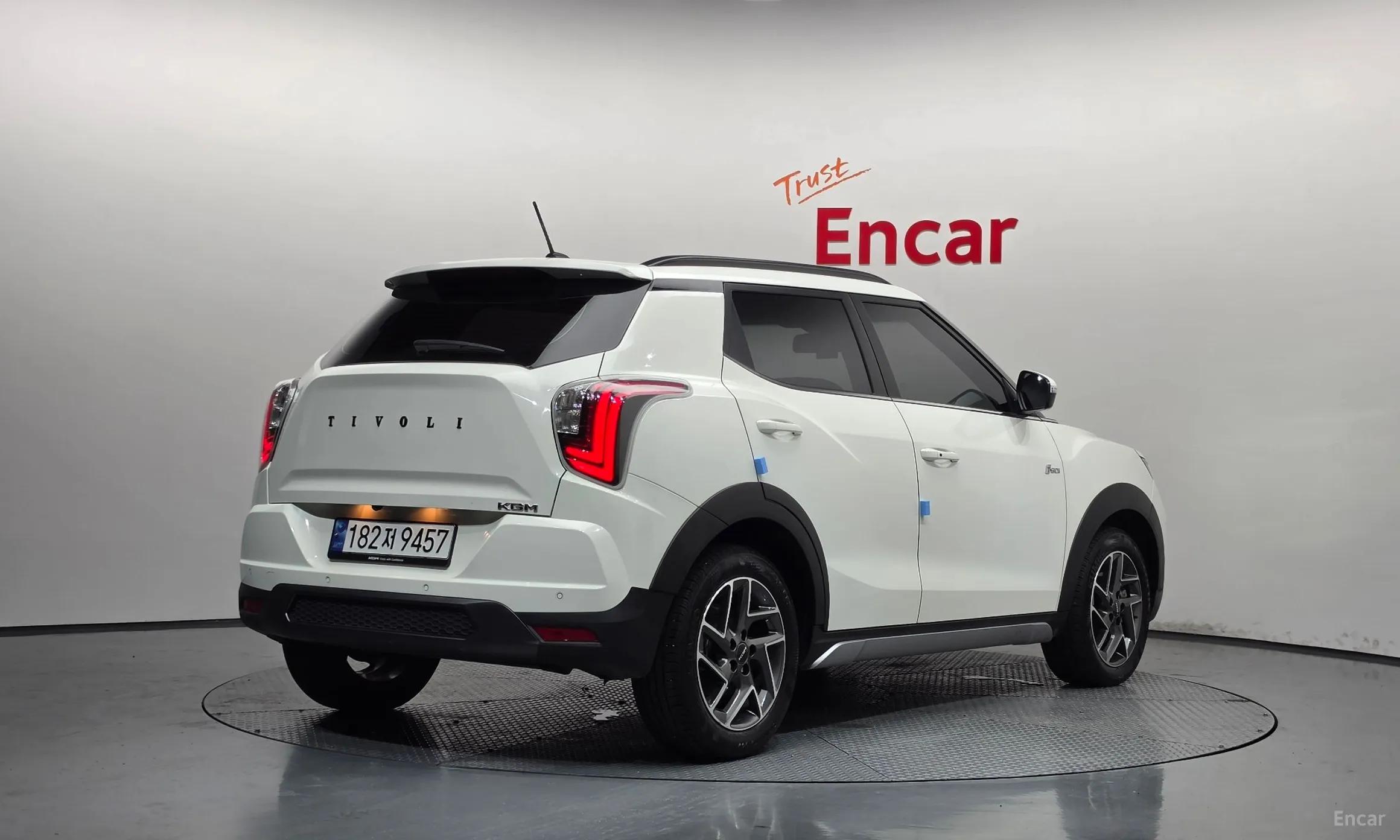 KG Mobility (SsangYong) Tivoli превью 2