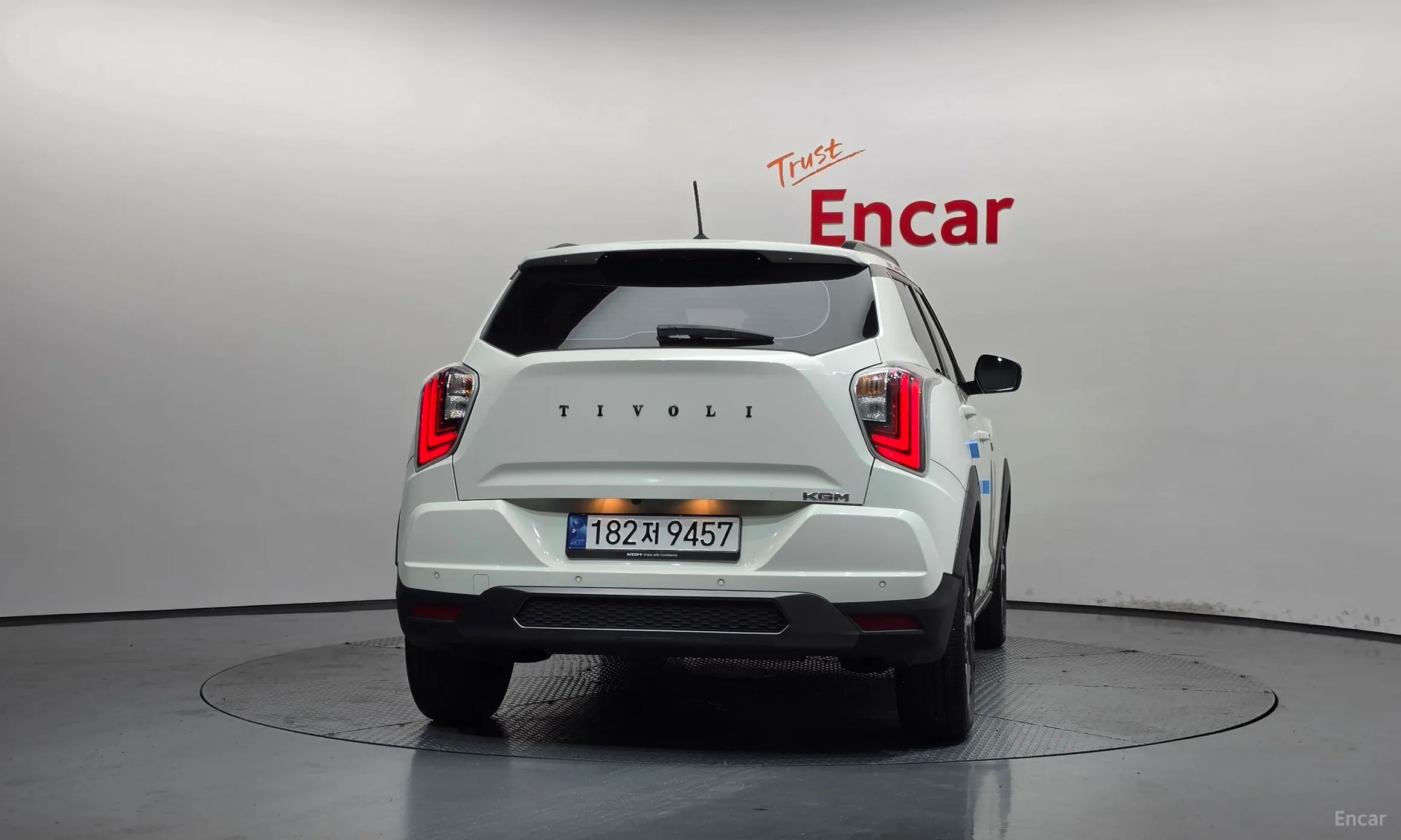 KG Mobility (SsangYong) Tivoli превью 4
