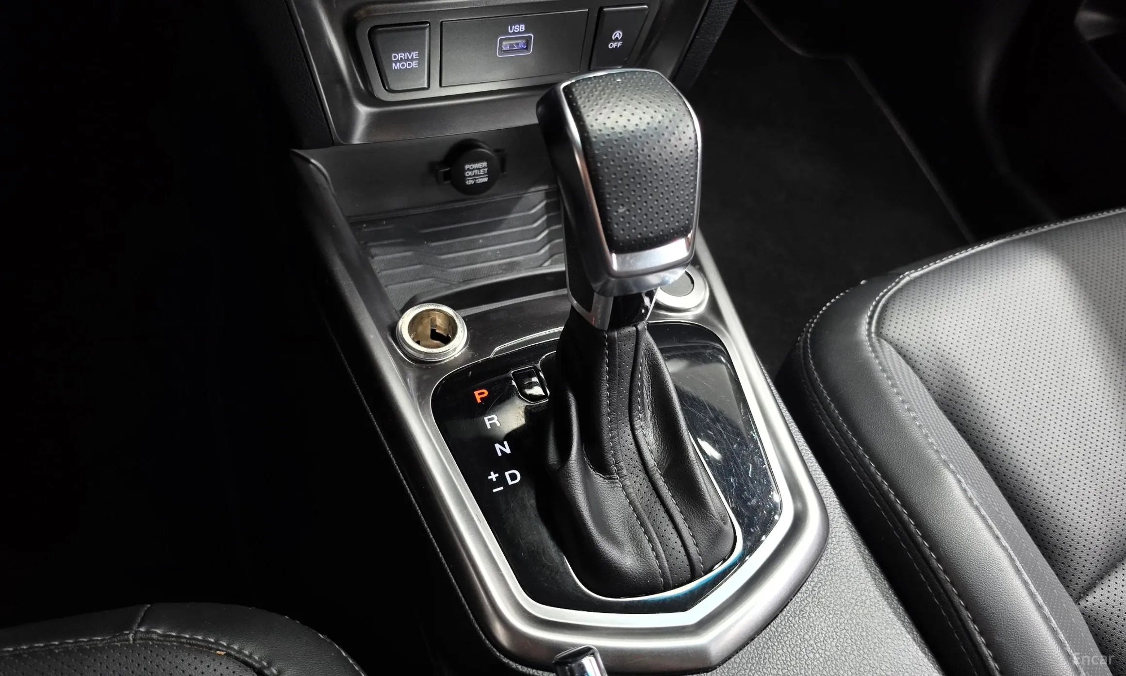 KG Mobility (SsangYong) Tivoli превью 9