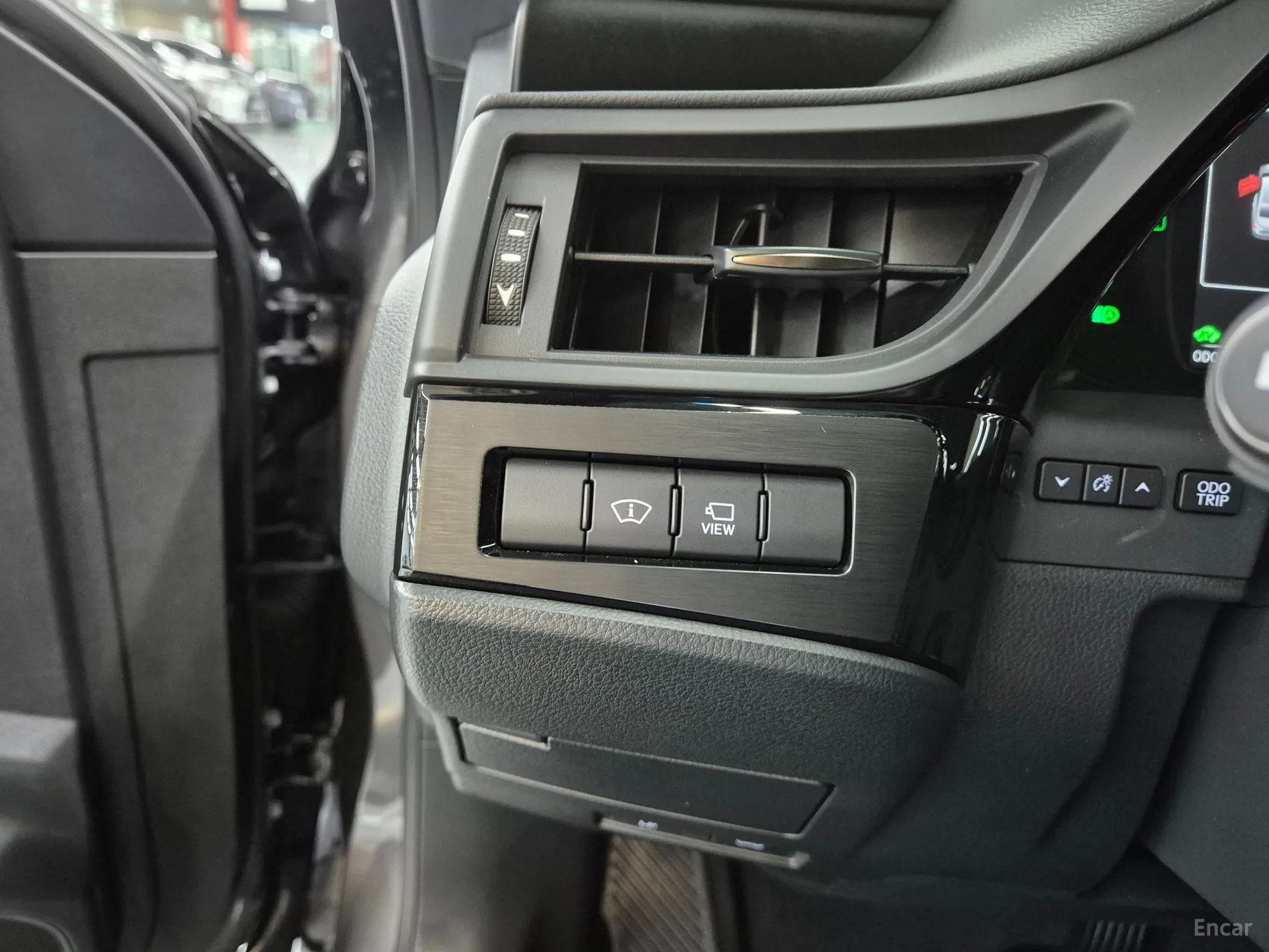 Lexus ES300h 7th Generation превью 12