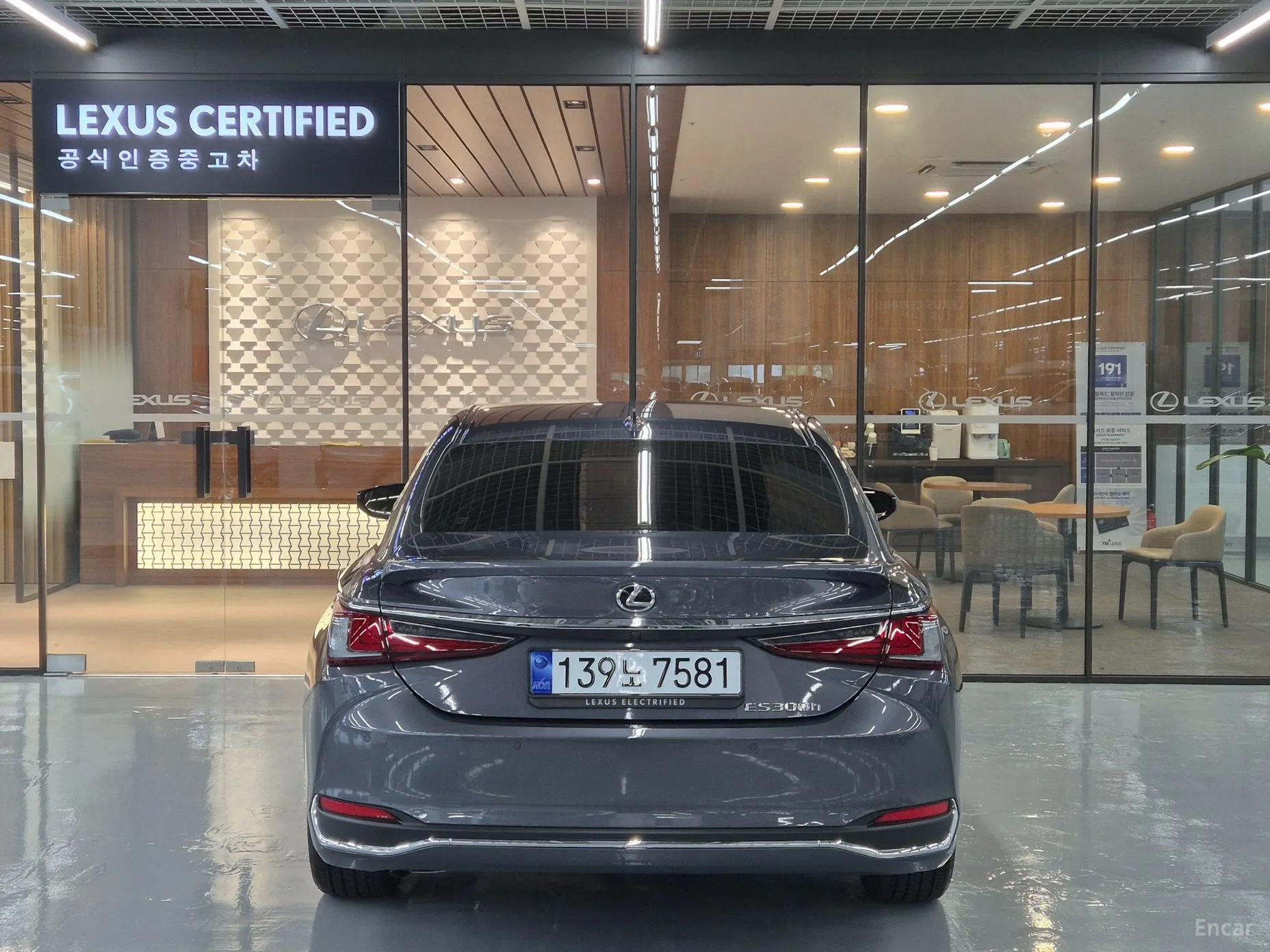 Lexus ES300h 7th Generation превью 4