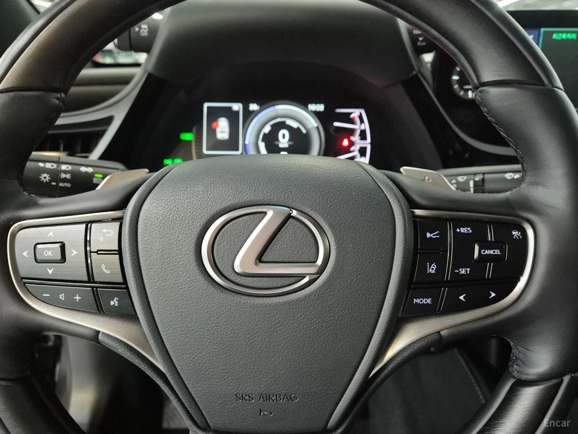 Lexus ES300h 7th Generation превью 6