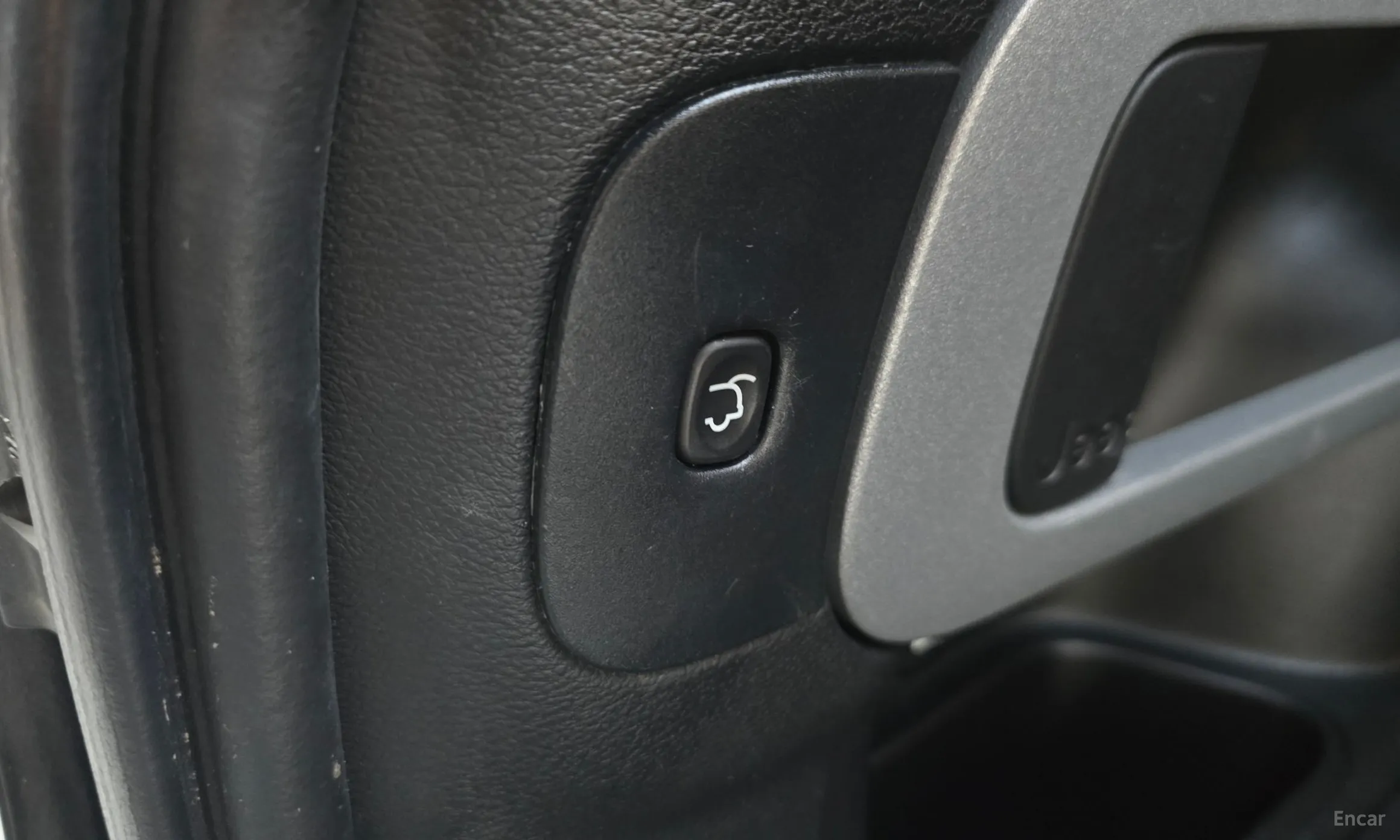 Jeep Cherokee (KL) превью 20
