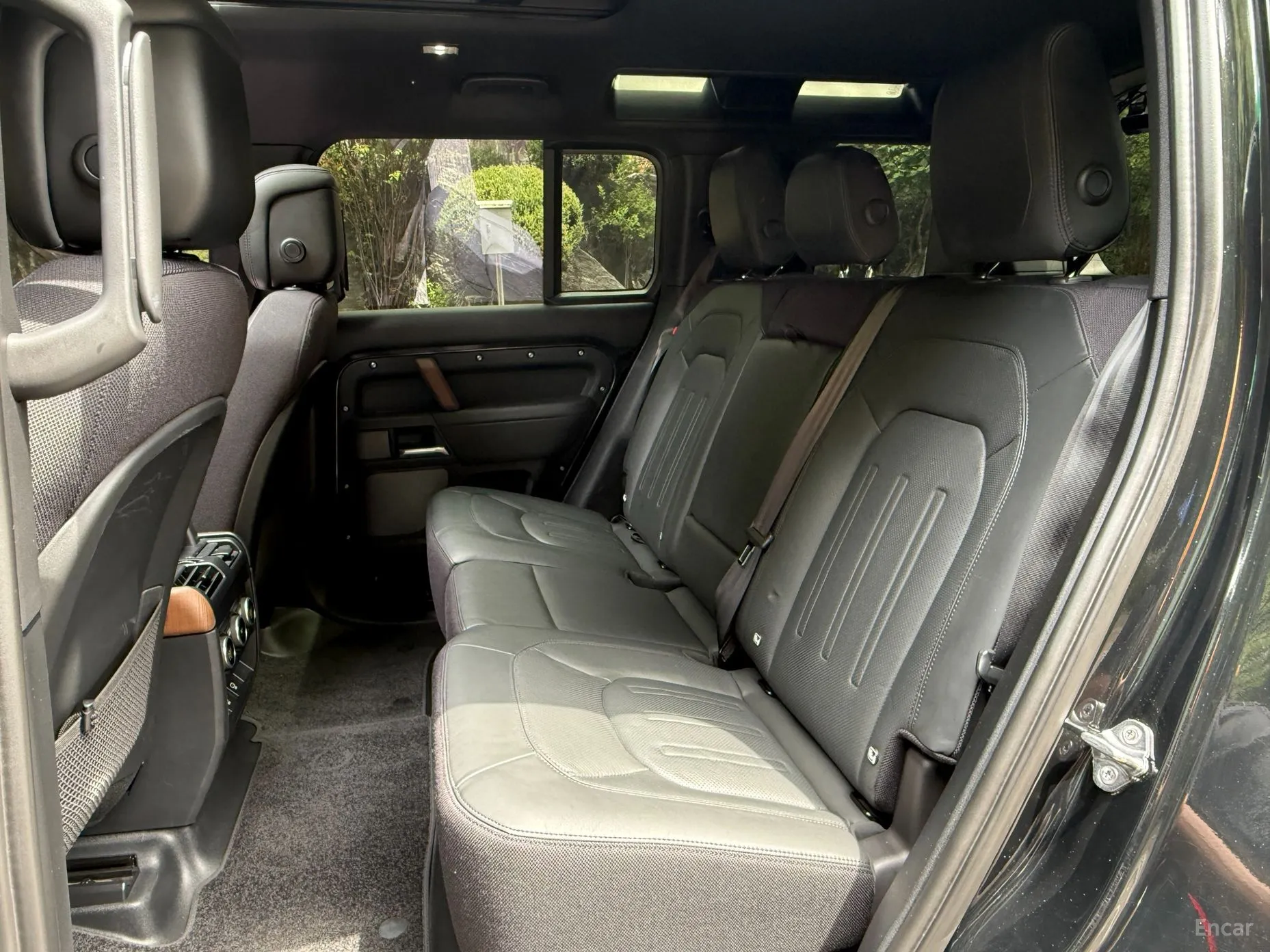 Land Rover Defender (L663) превью 16