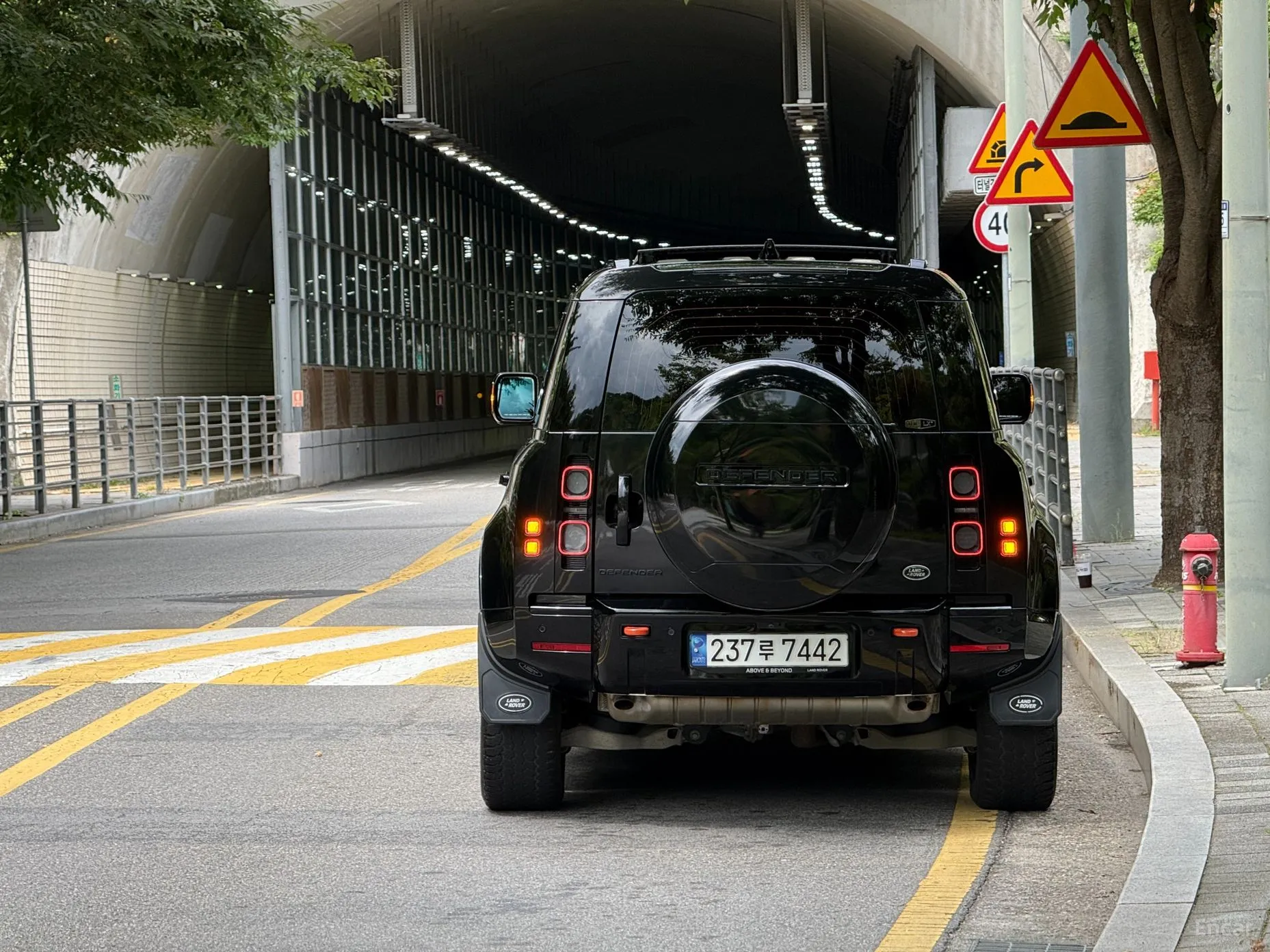 Land Rover Defender (L663) превью 5