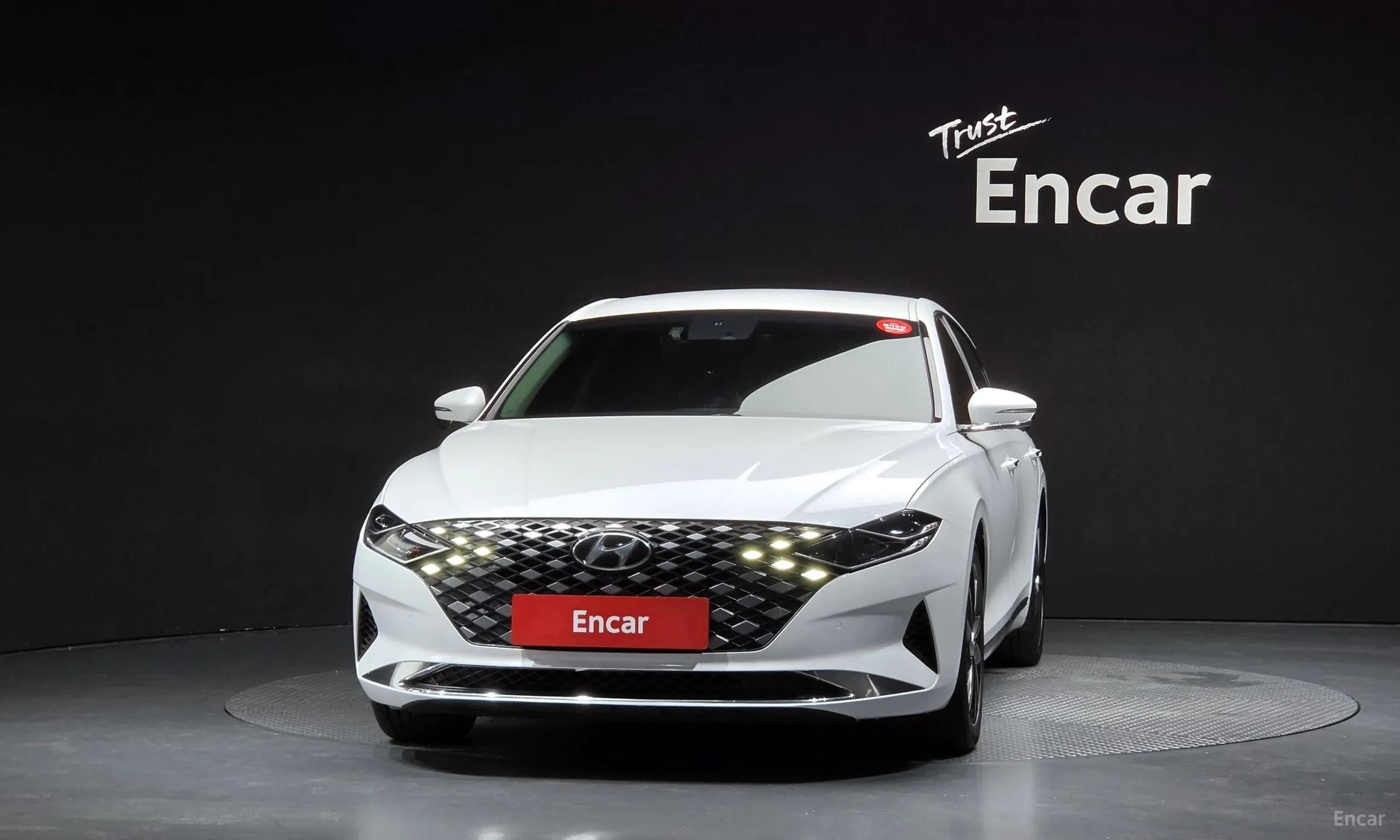 Hyundai Grandeur IG превью 3