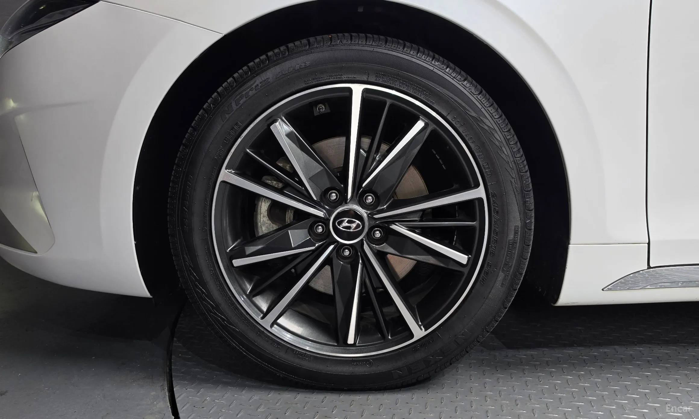Hyundai Grandeur IG превью 5