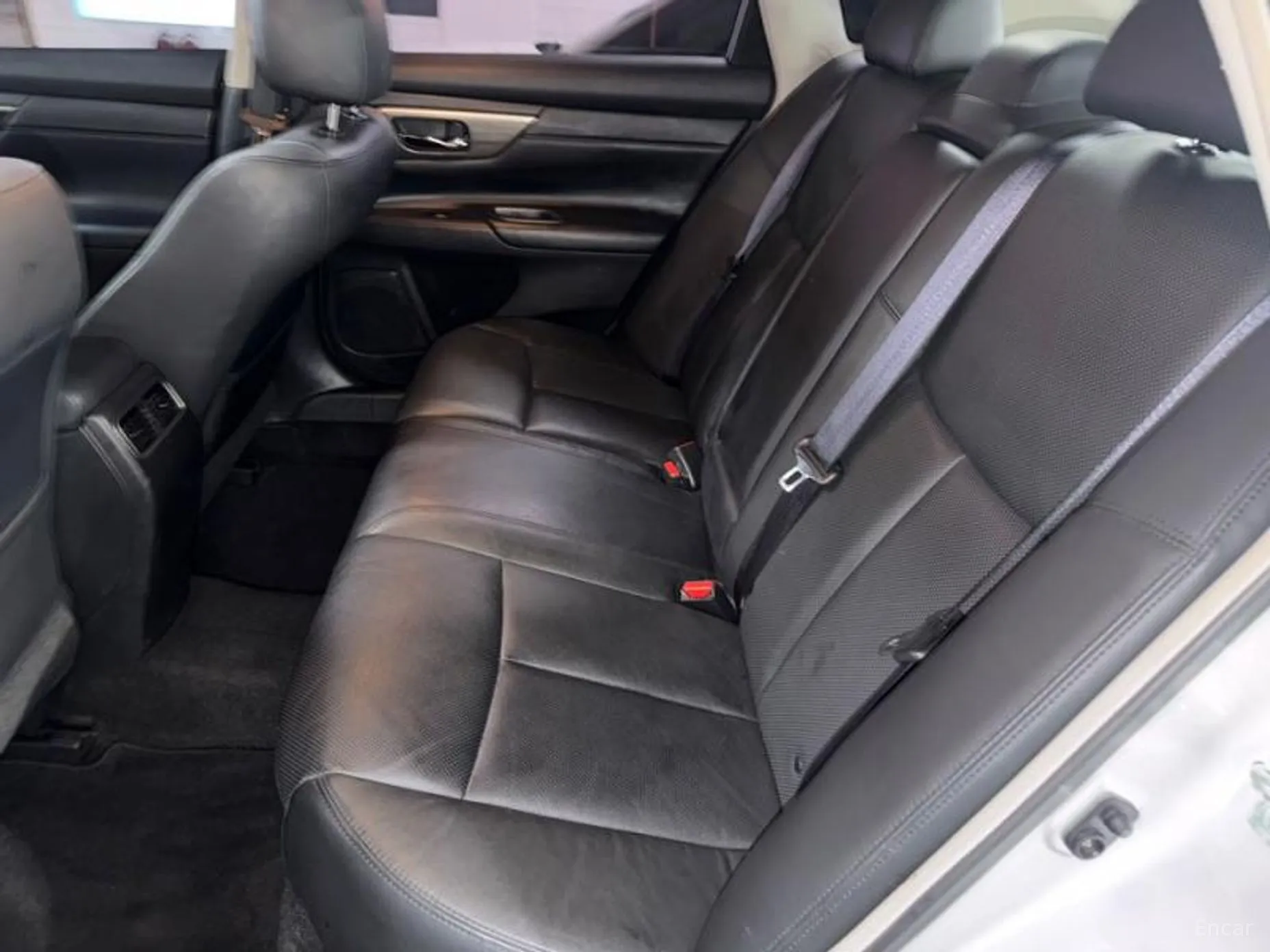 Nissan Altima превью 7