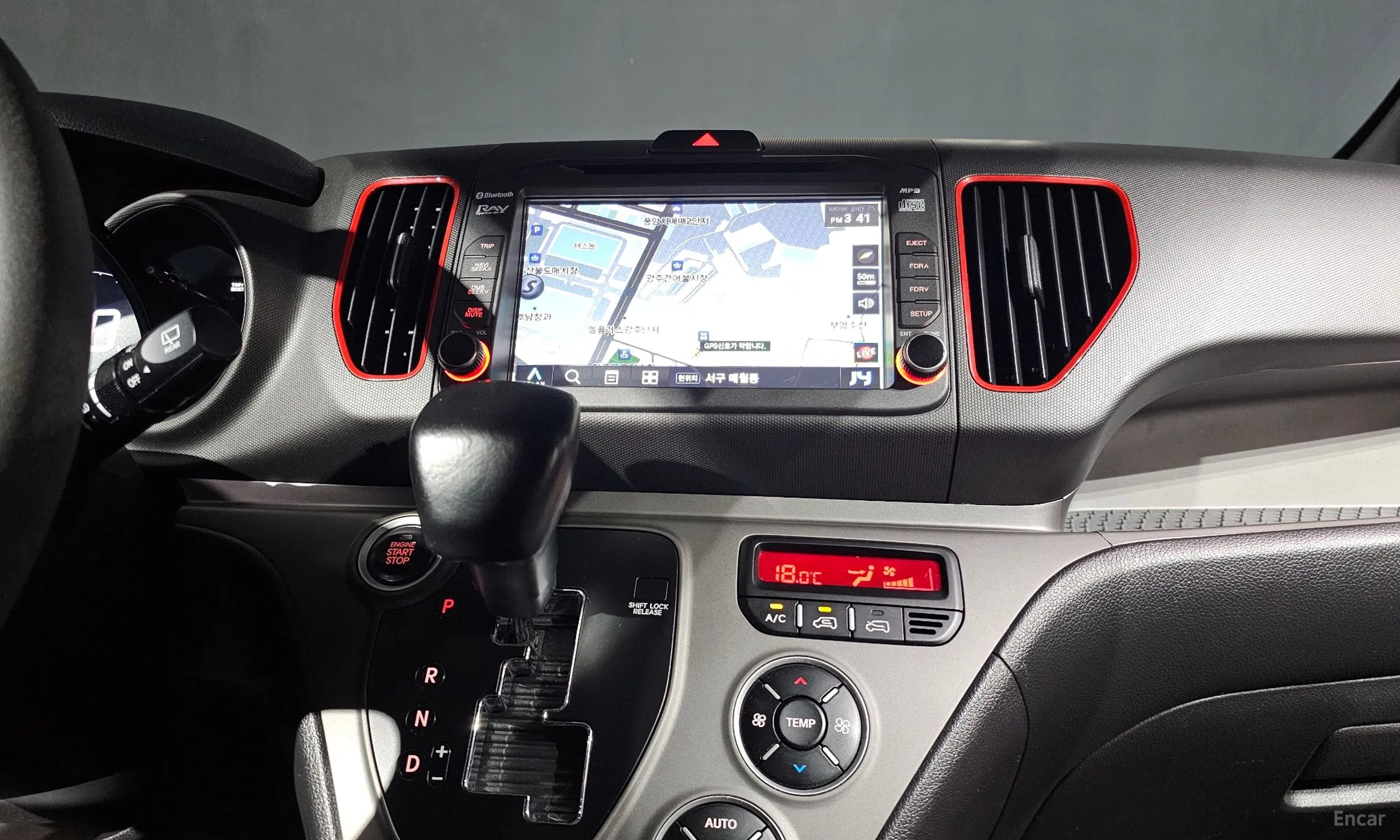 Kia Ray превью 15