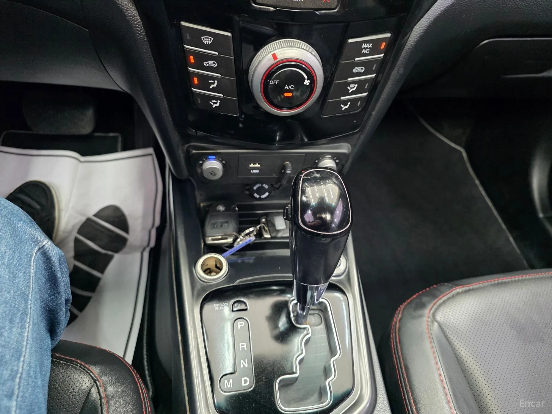 KG Mobility (SsangYong) Tivoli Air превью 10