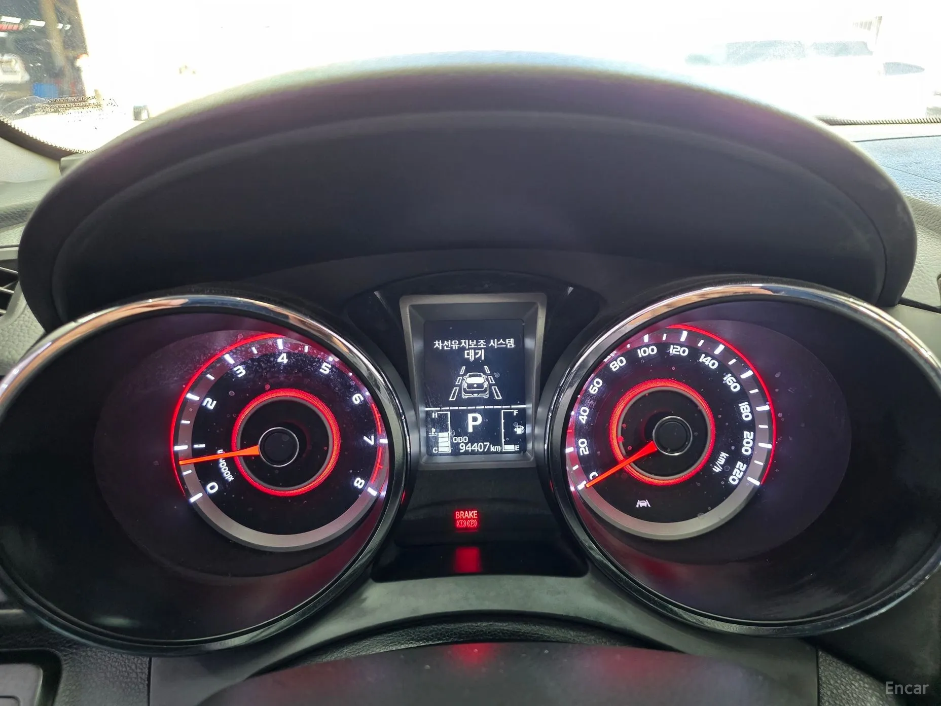 KG Mobility (SsangYong) Tivoli Air превью 8