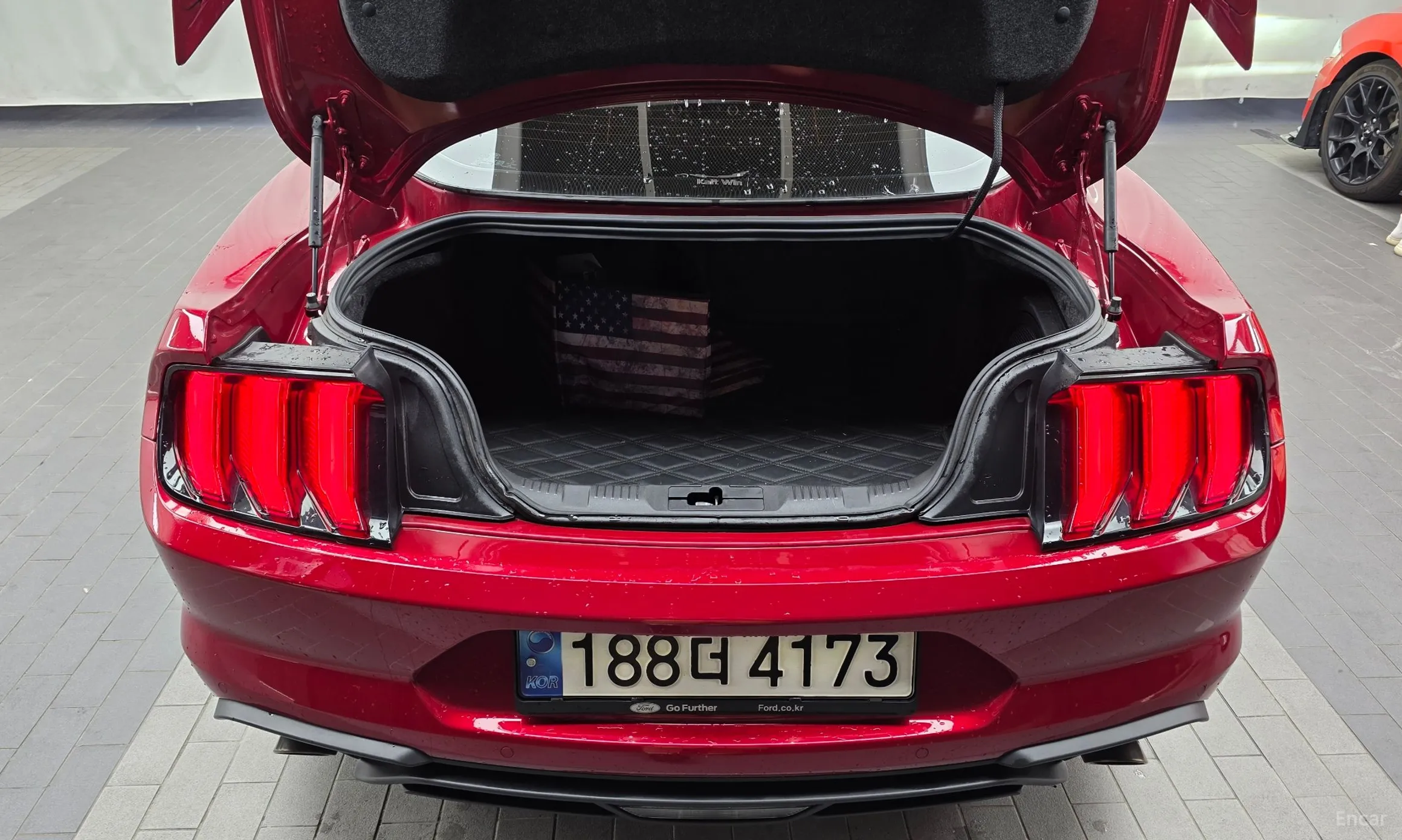 Ford Mustang превью 20
