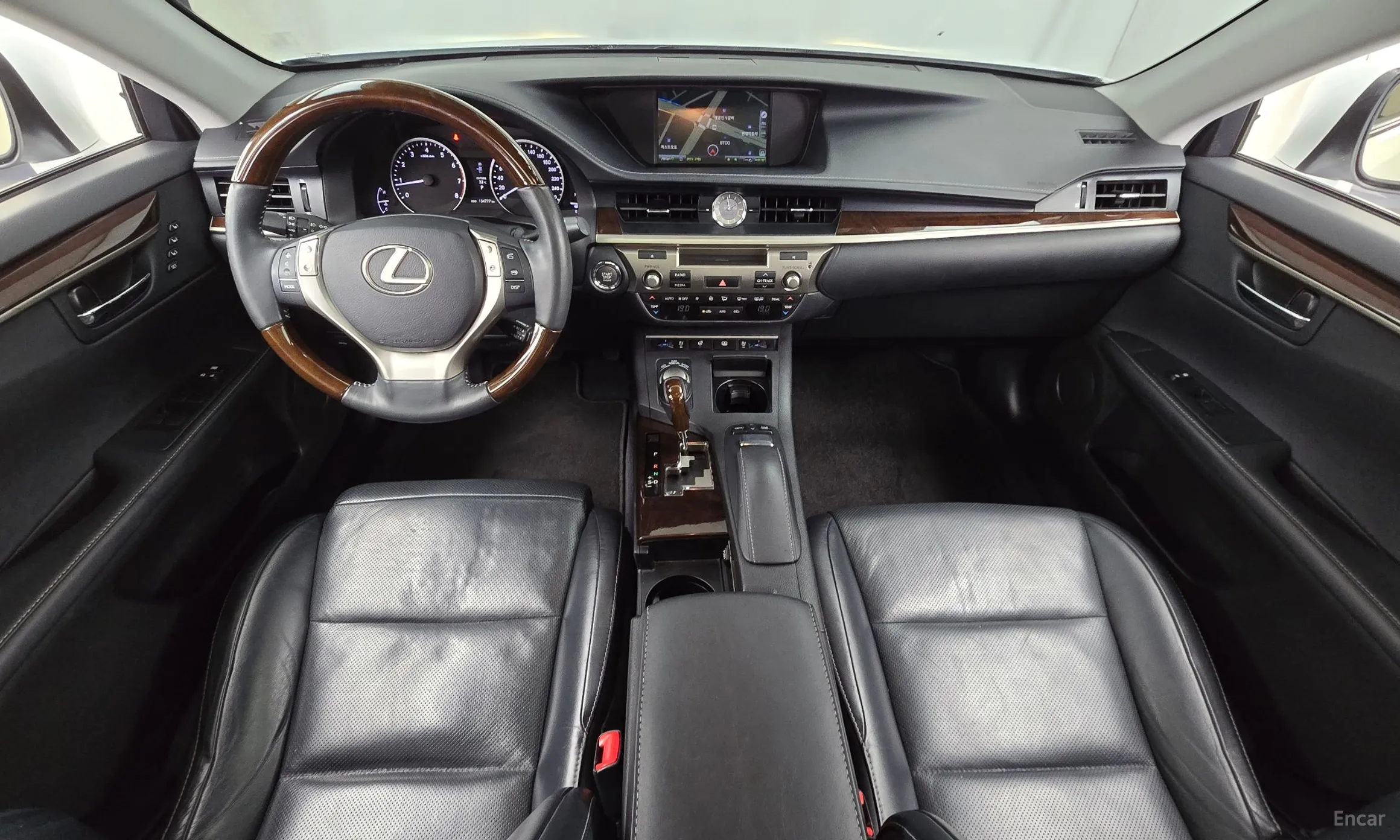 Lexus New ES350 превью 7