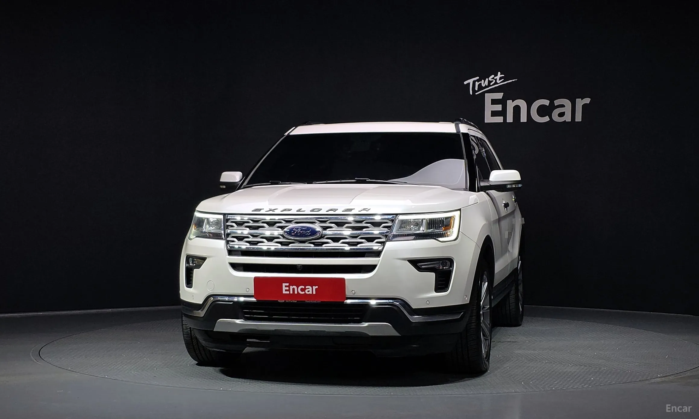 Ford Explorer превью 3