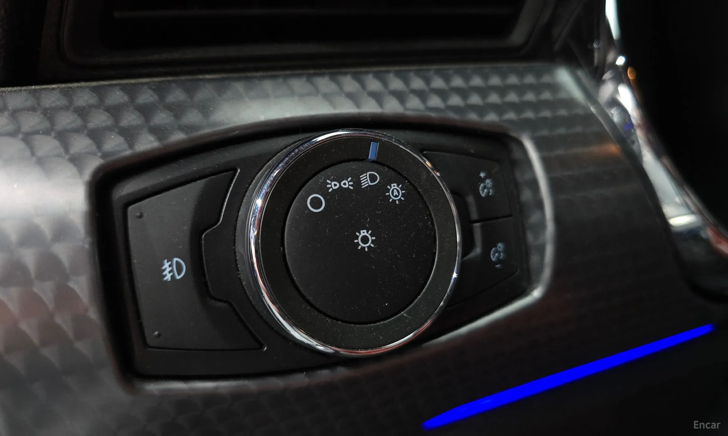 Ford Mustang превью 20