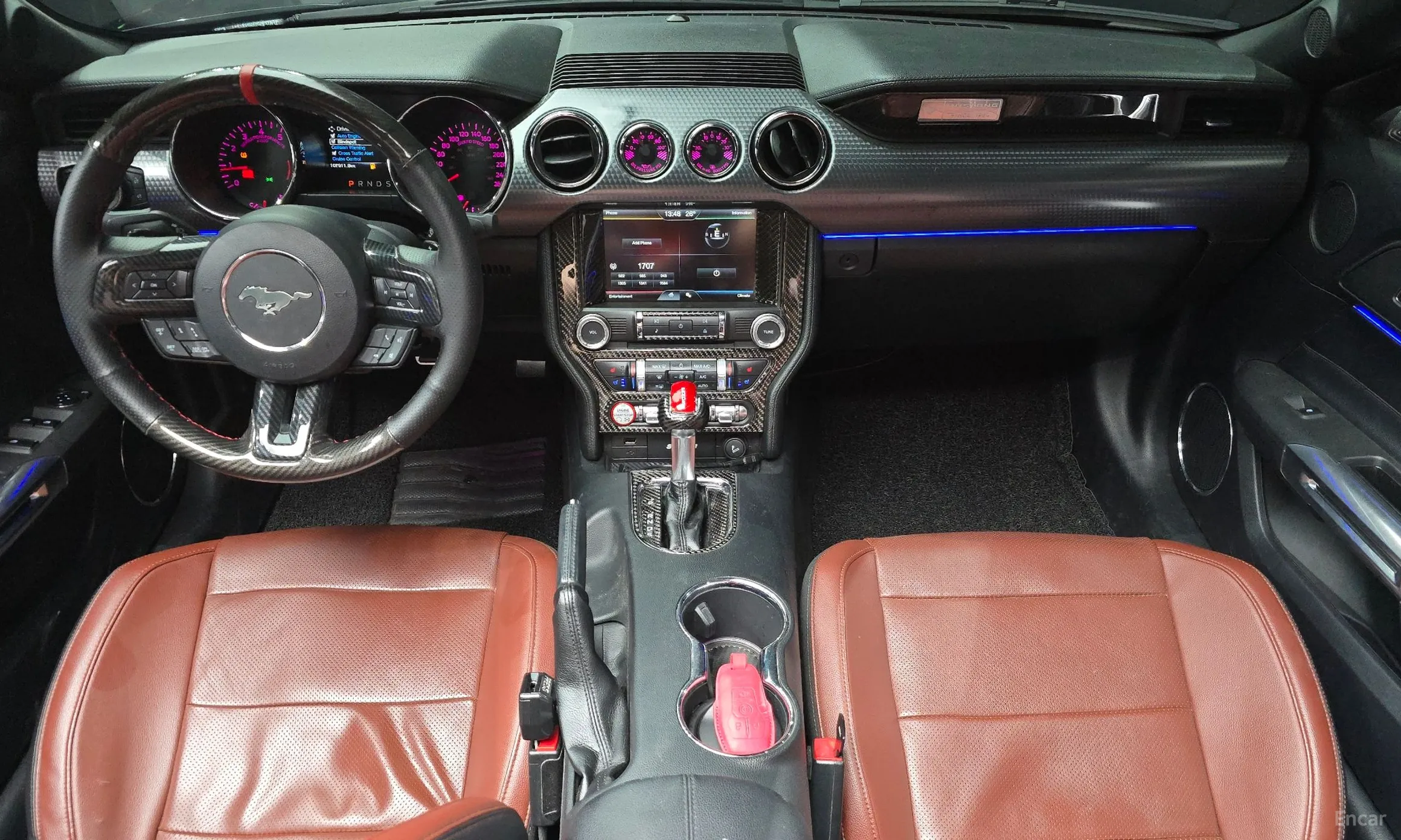 Ford Mustang превью 7