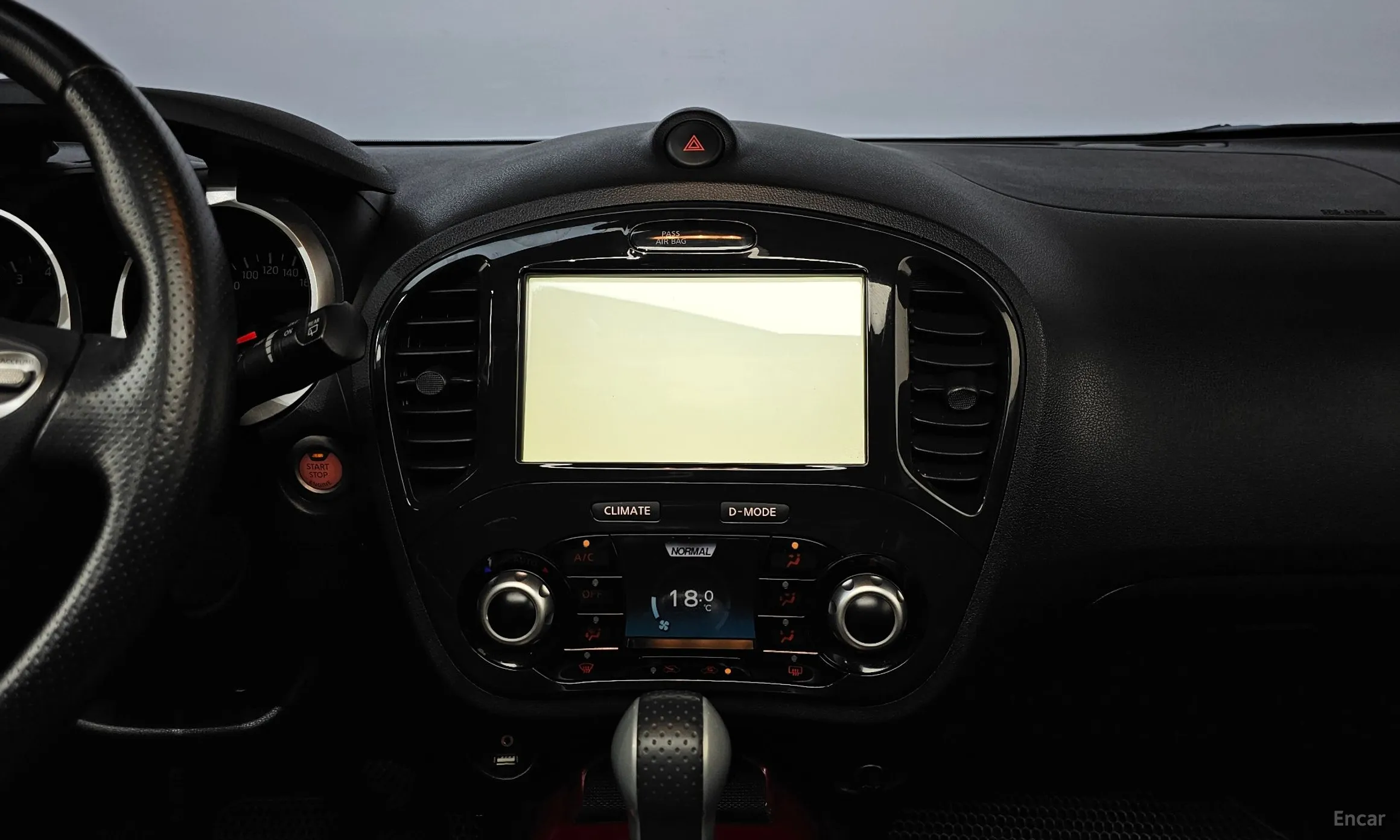 Nissan Juke превью 14