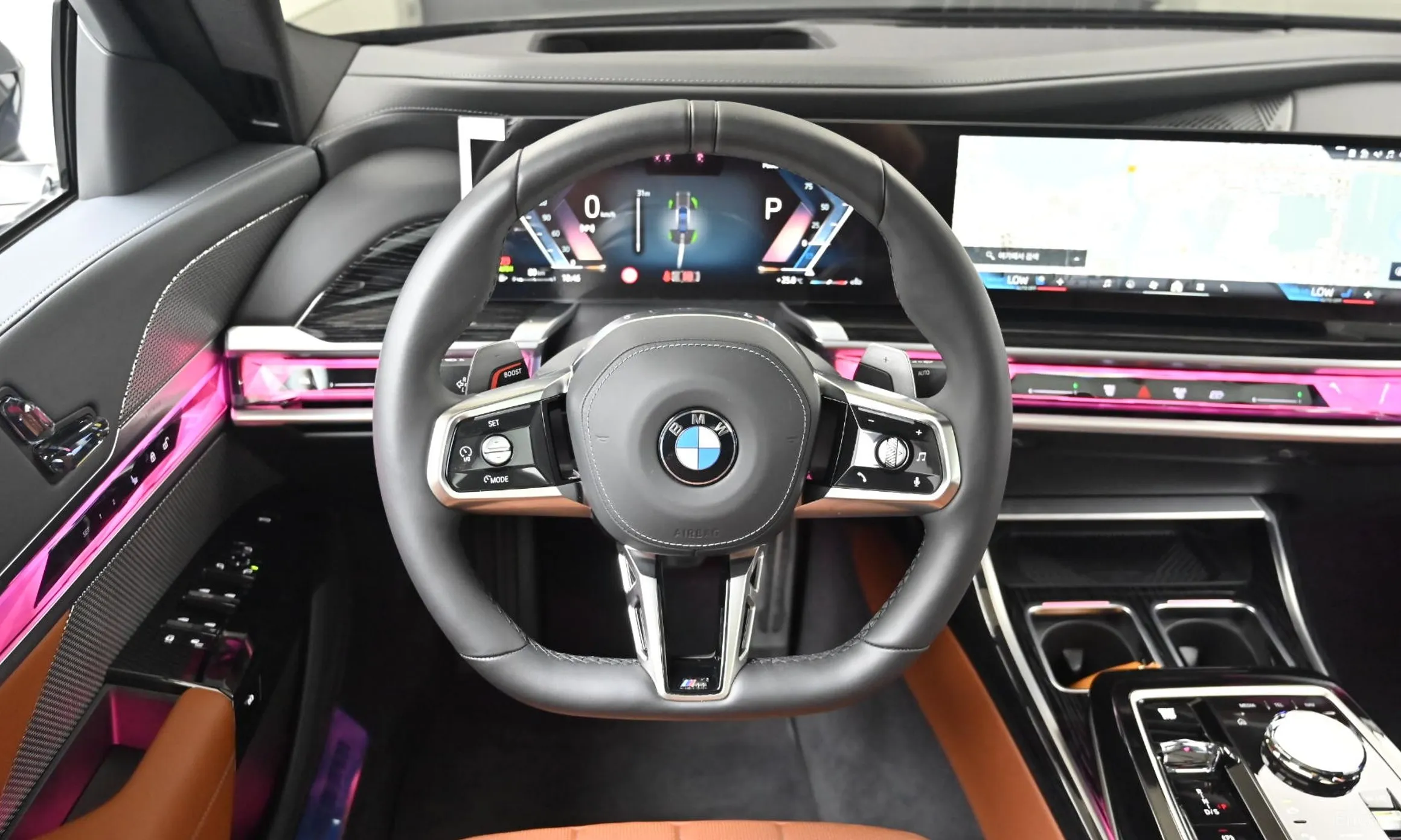BMW 7 Series (G70) превью 13