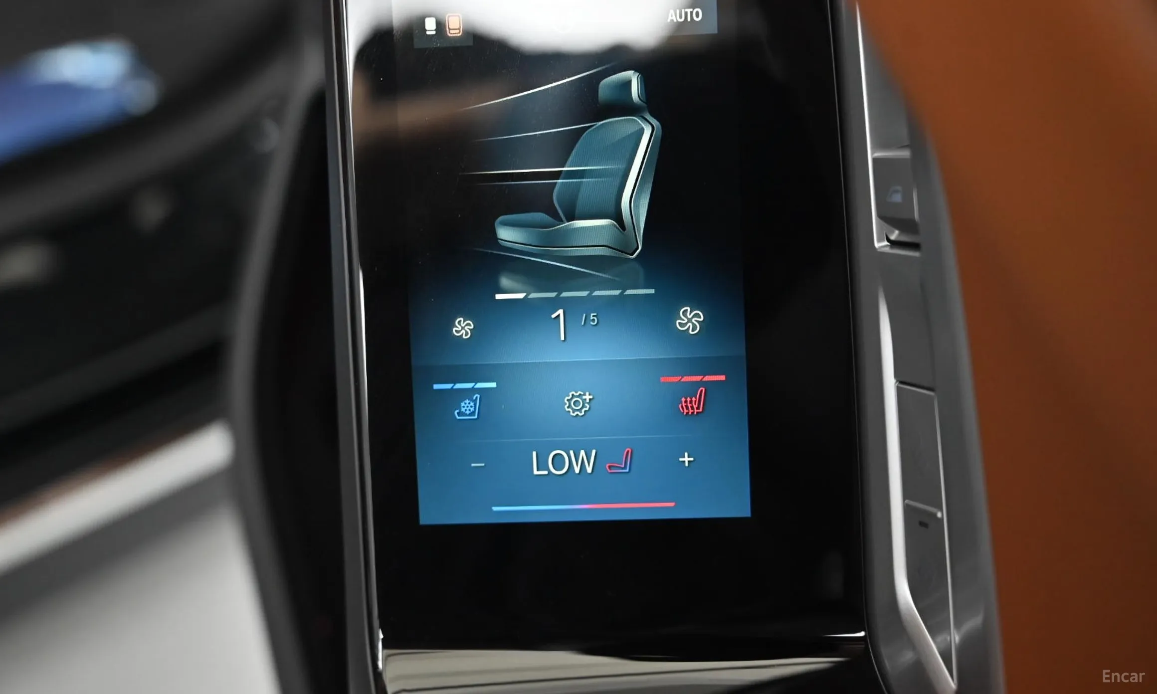 BMW 7 Series (G70) превью 16