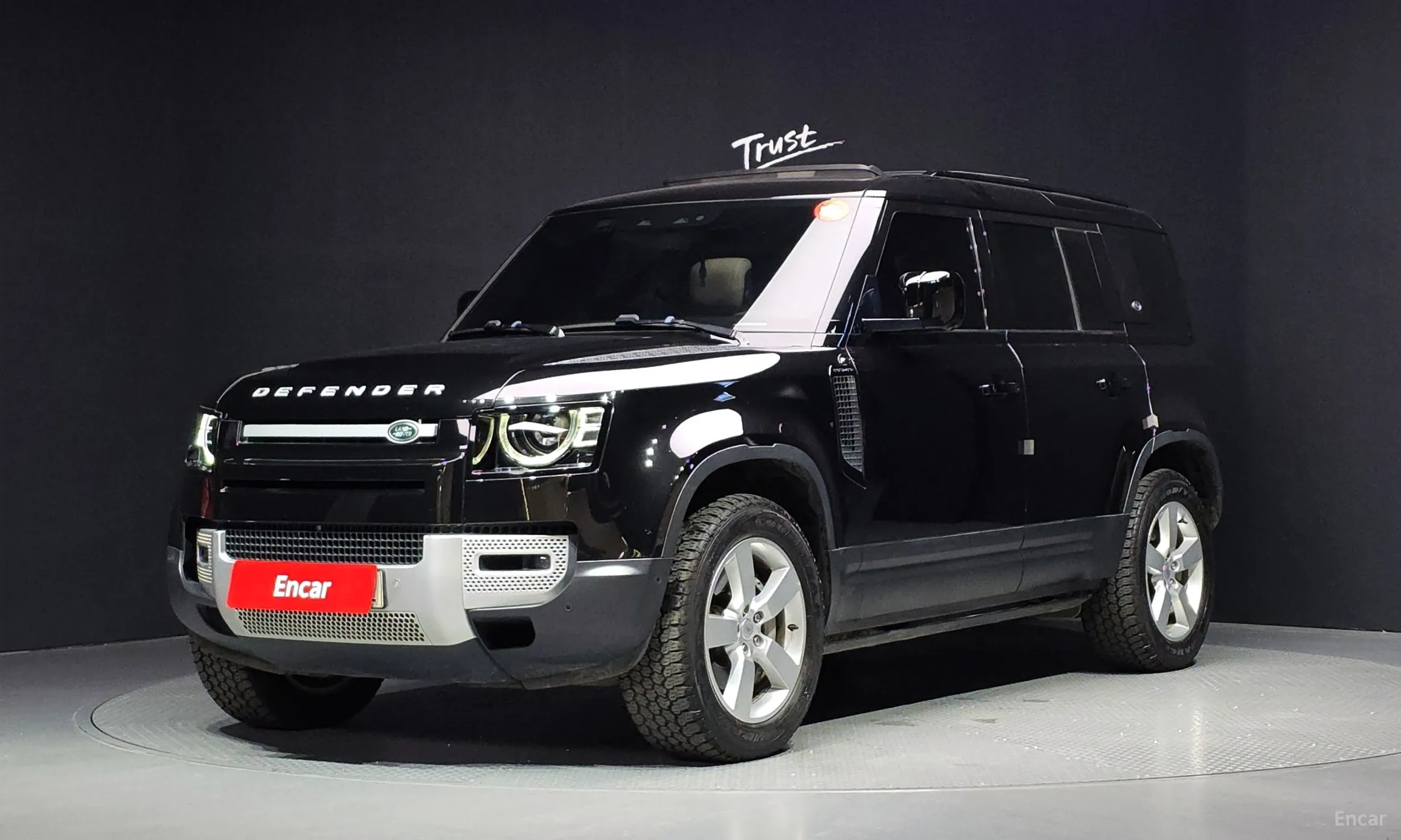 Land Rover Defender (L663)