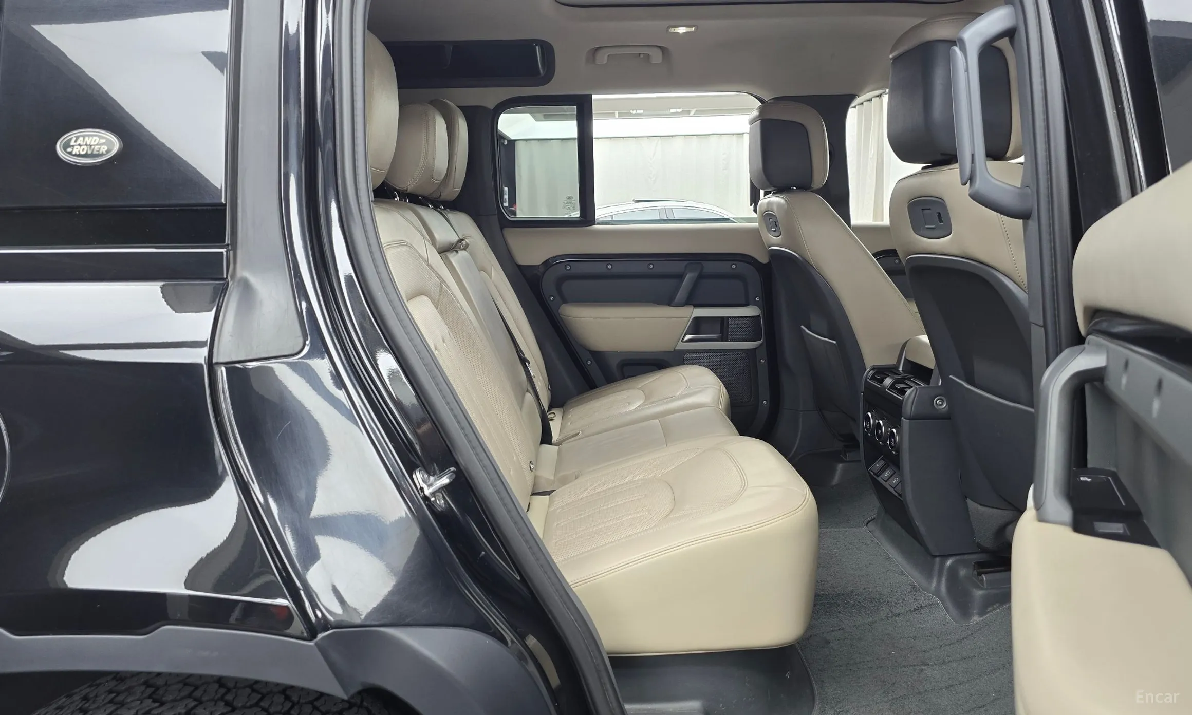 Land Rover Defender (L663) превью 11