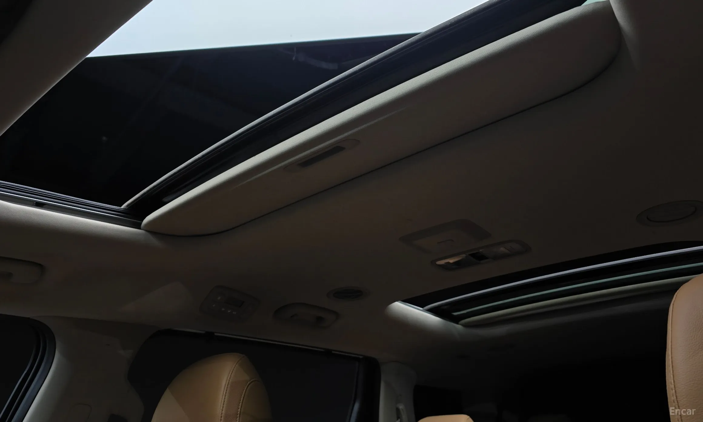 Kia Carnival Gen 4 превью 19