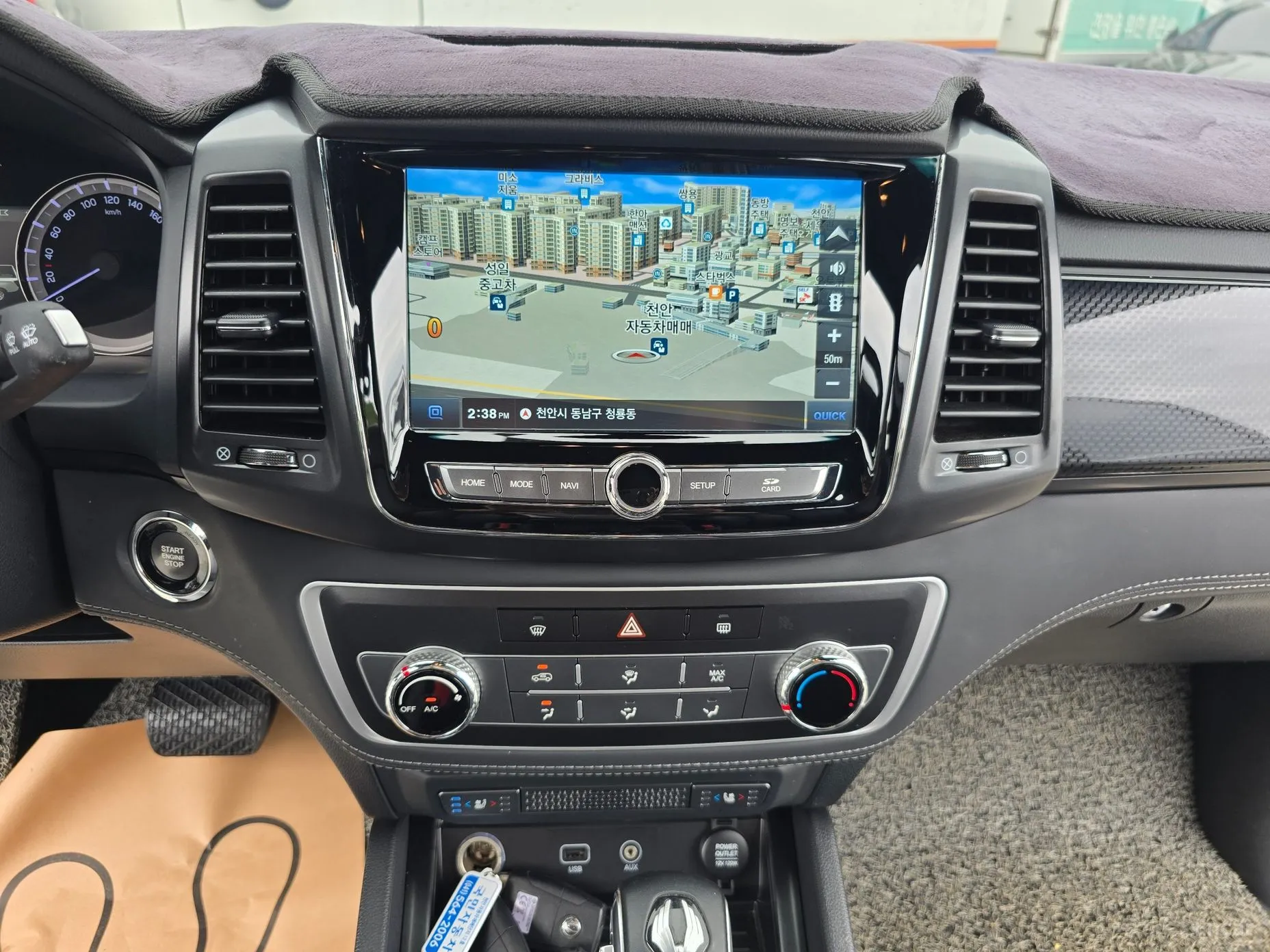 KG Mobility (SsangYong) Rexton Sports превью 11