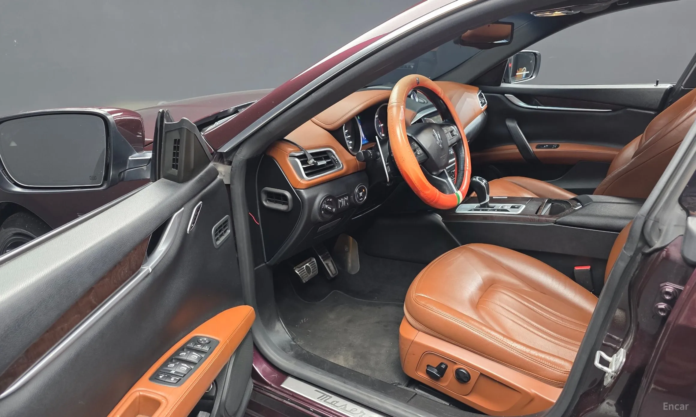 Maserati Ghibli превью 10