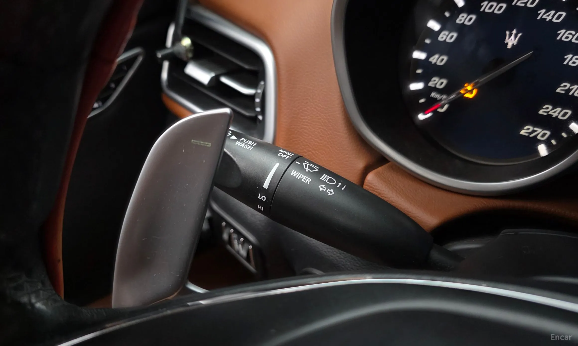 Maserati Ghibli превью 17