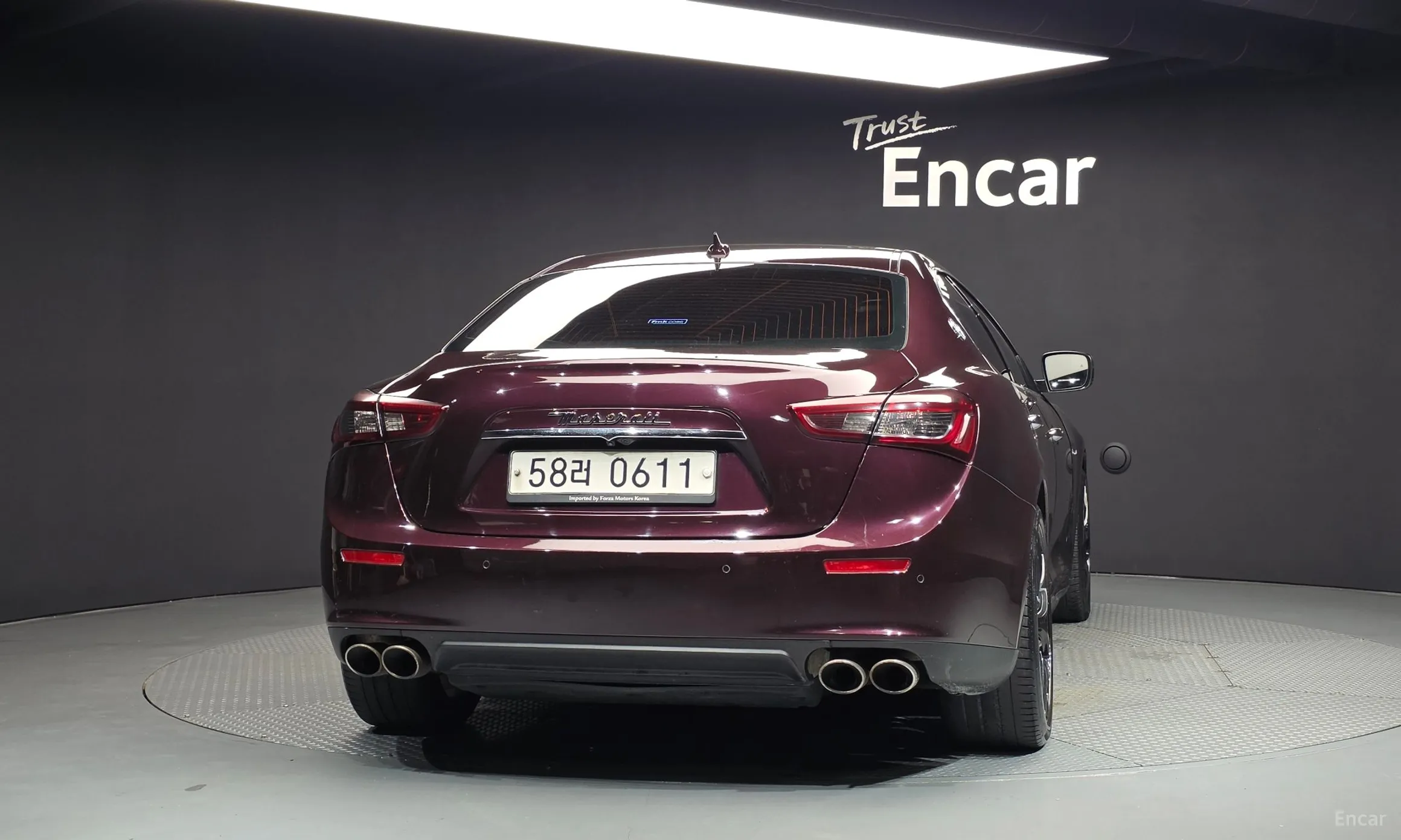 Maserati Ghibli превью 4
