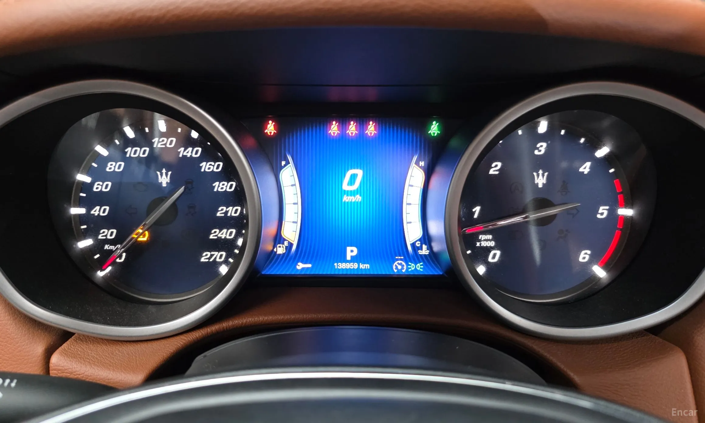 Maserati Ghibli превью 8
