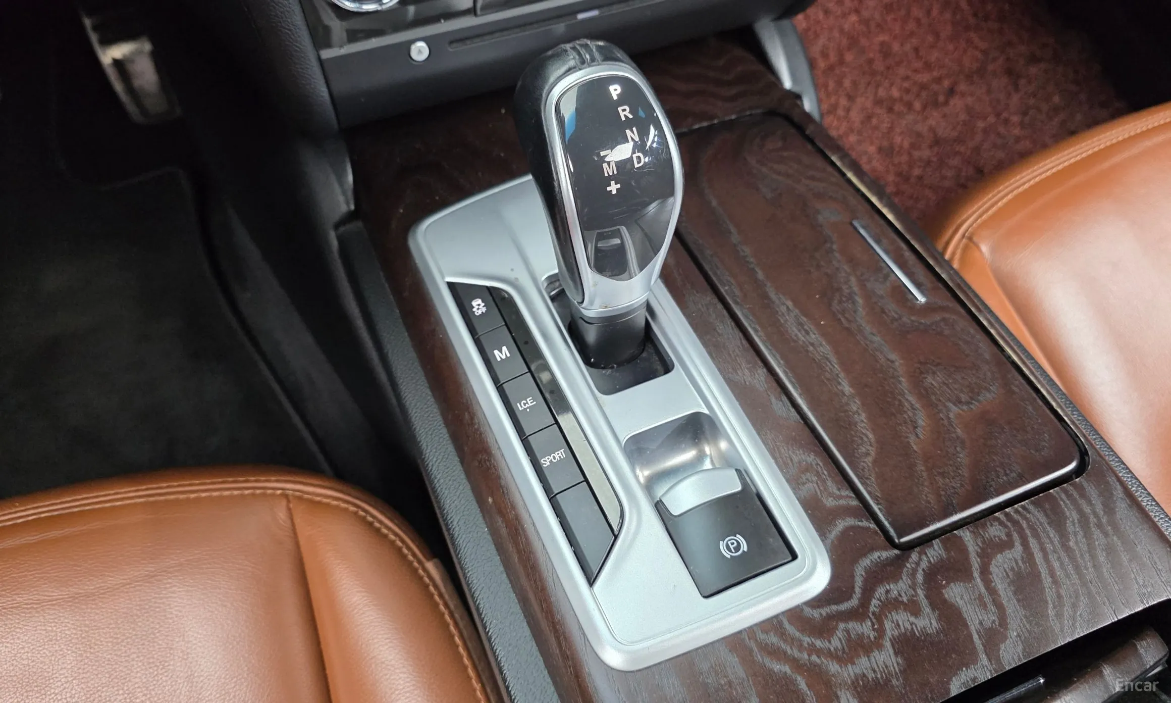 Maserati Ghibli превью 9