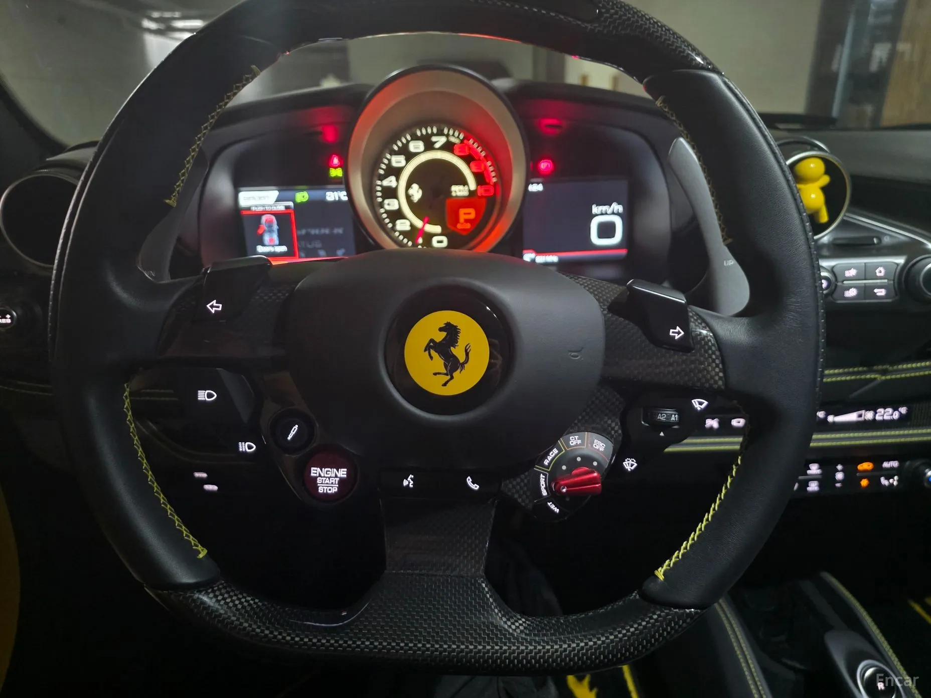 Ferrari F8 Spider превью 6