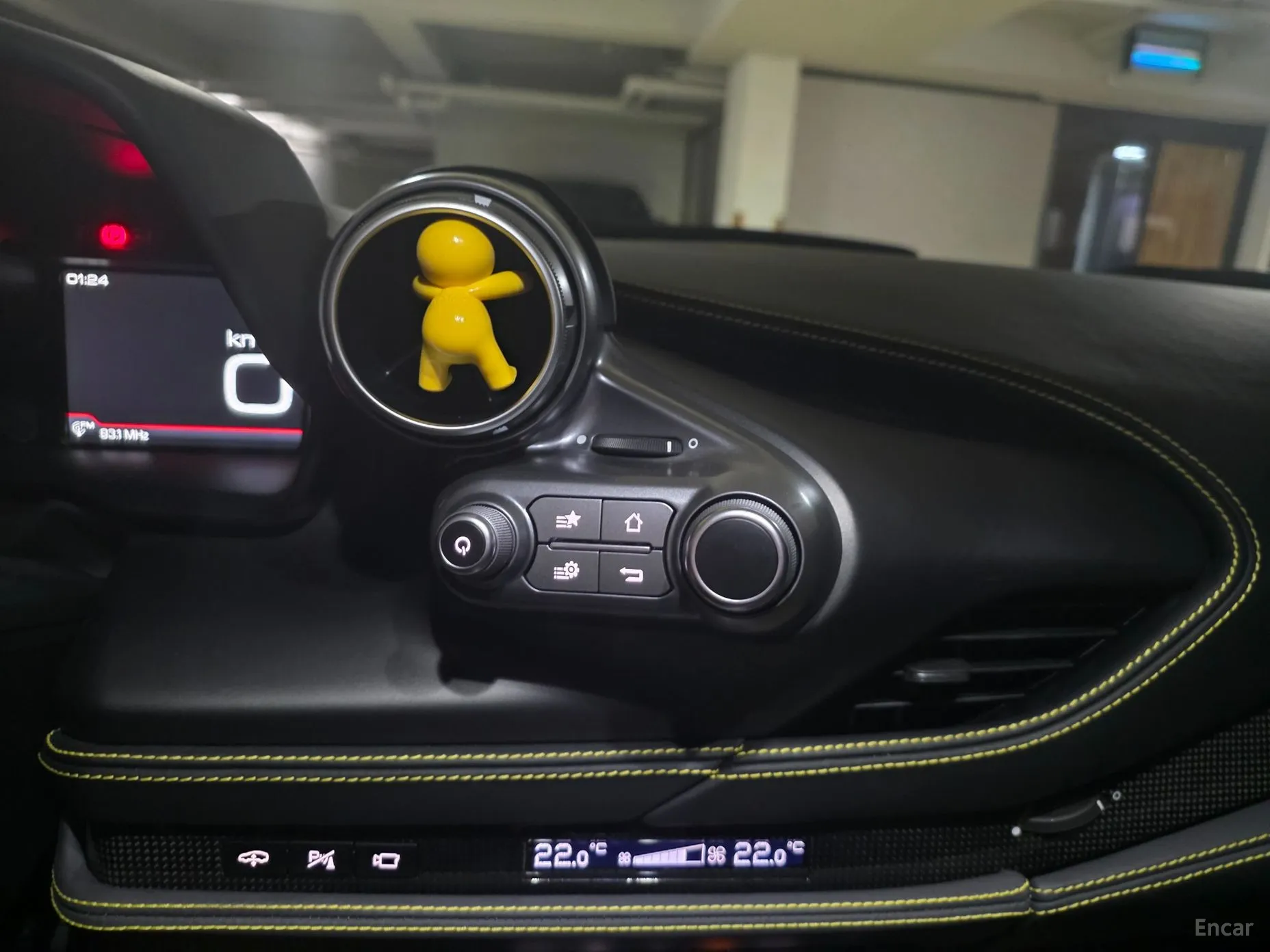 Ferrari F8 Spider превью 8
