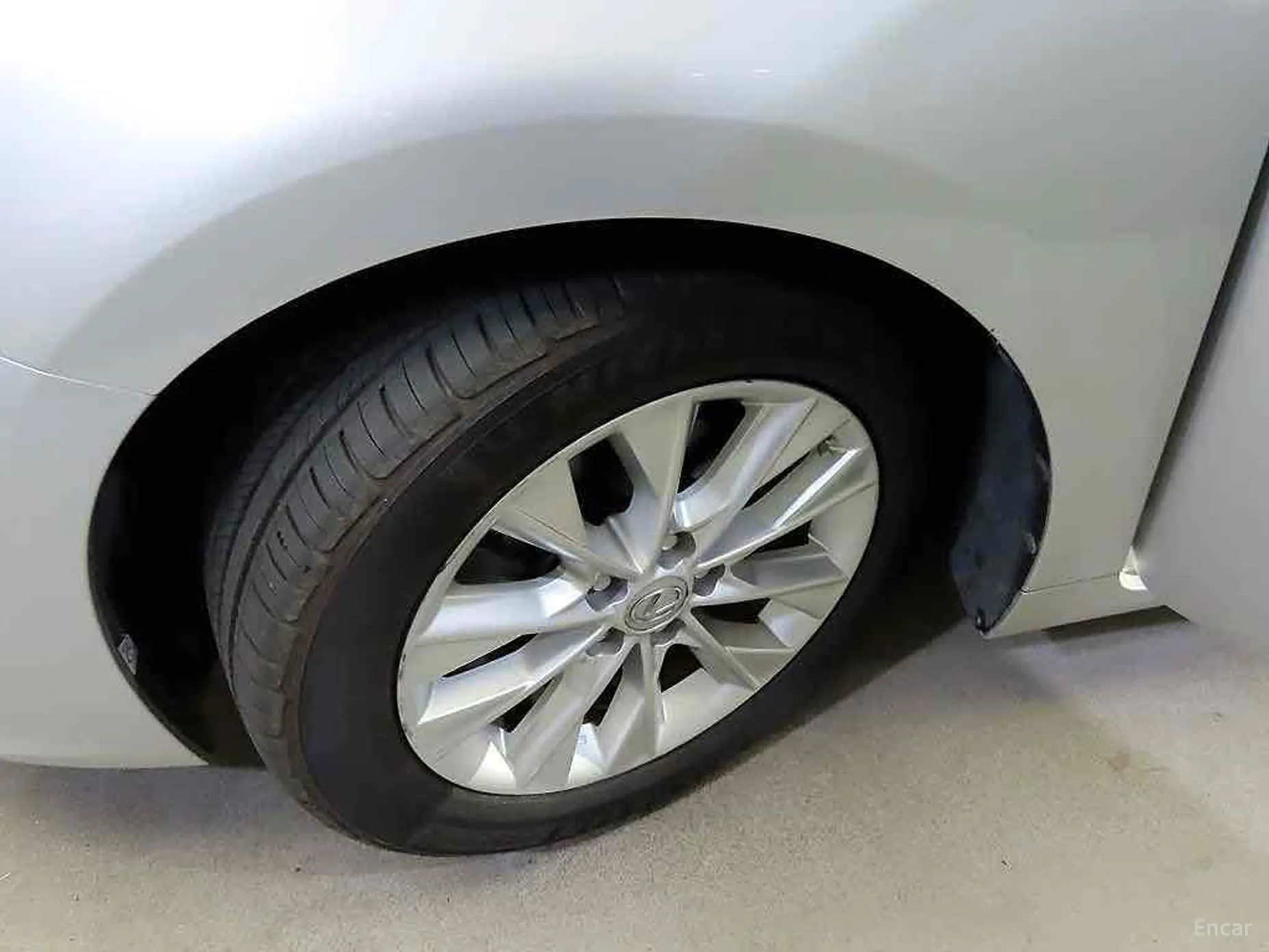 Lexus New ES300h превью 20