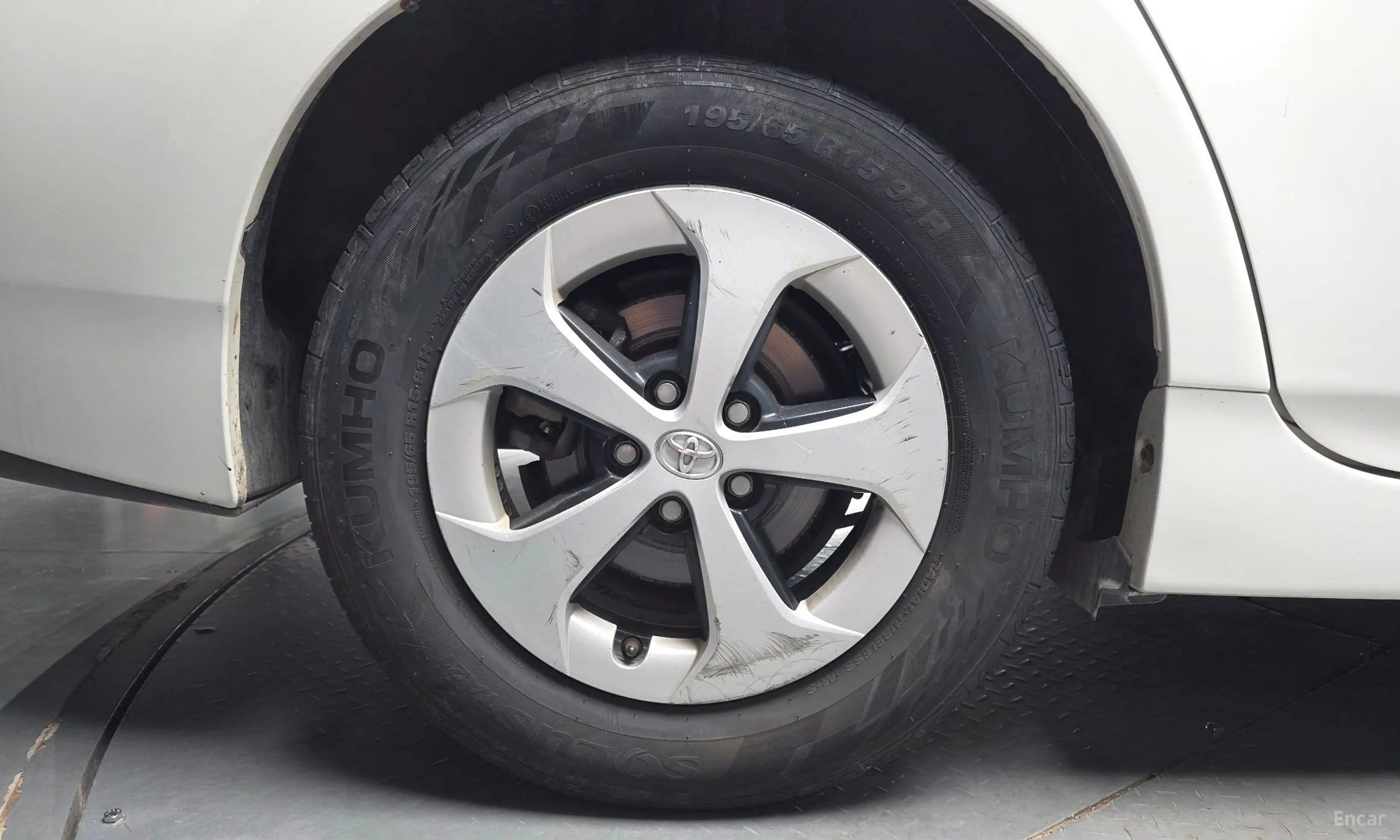 Toyota Toyota Prius превью 5