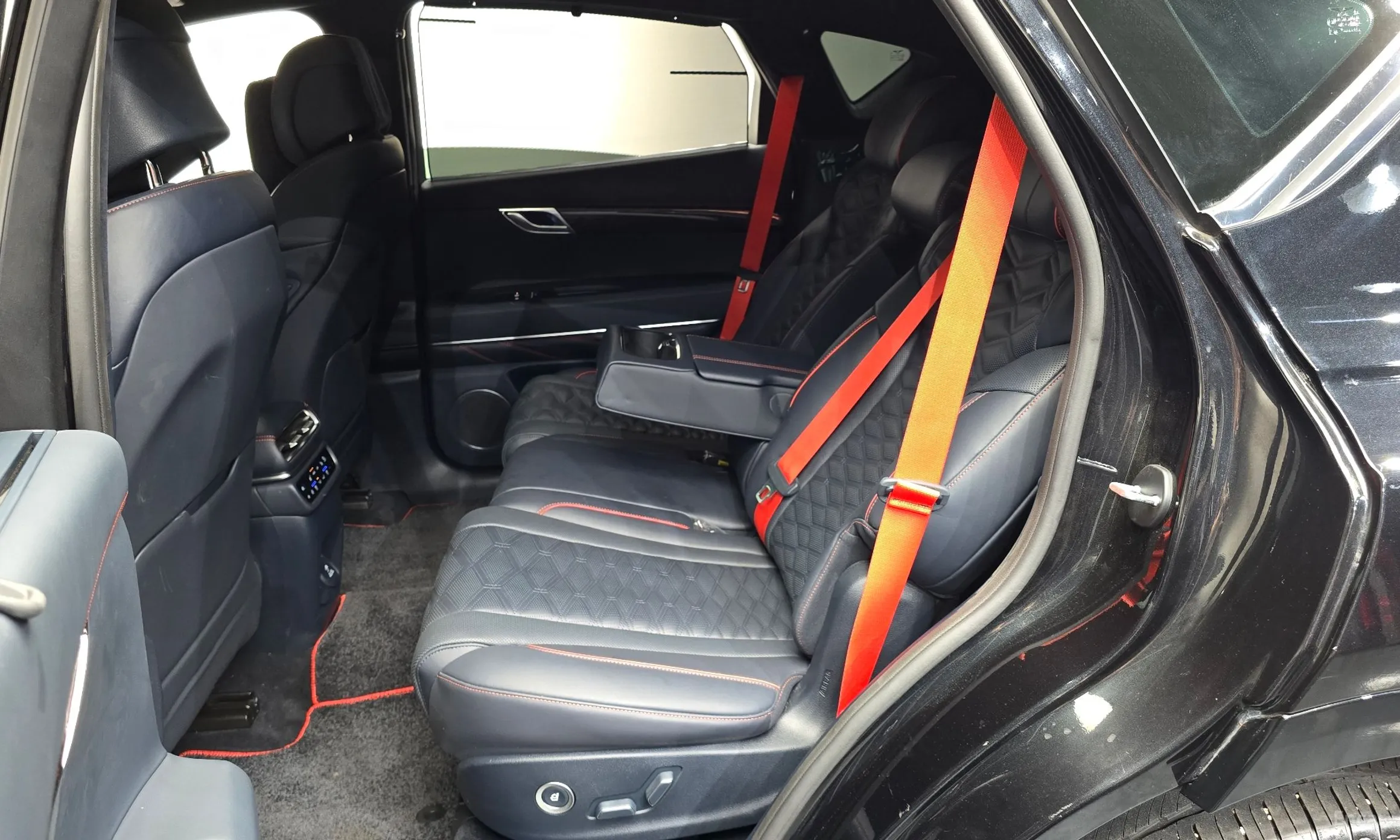 Genesis GV80 Coupe превью 11
