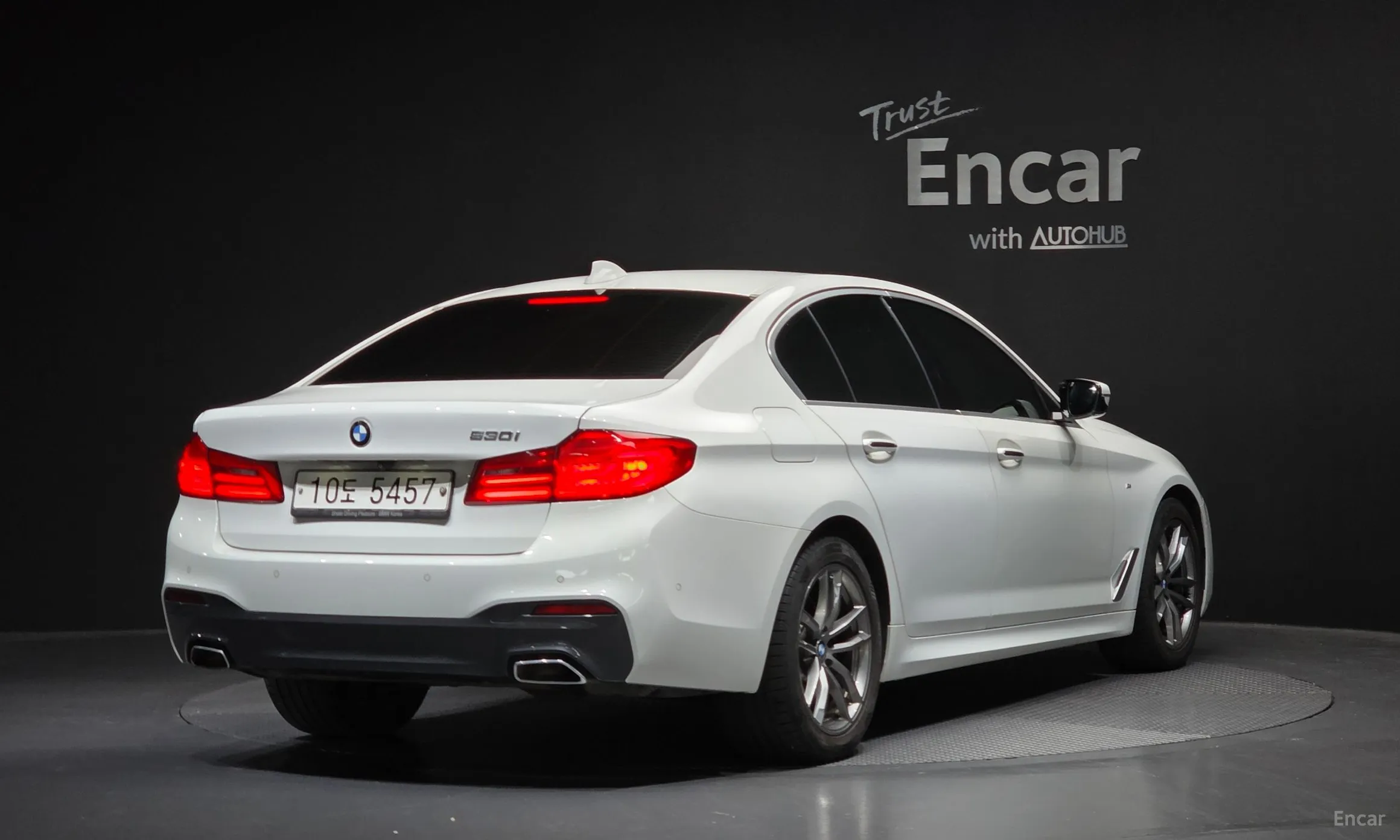 BMW 5 Series (G30)