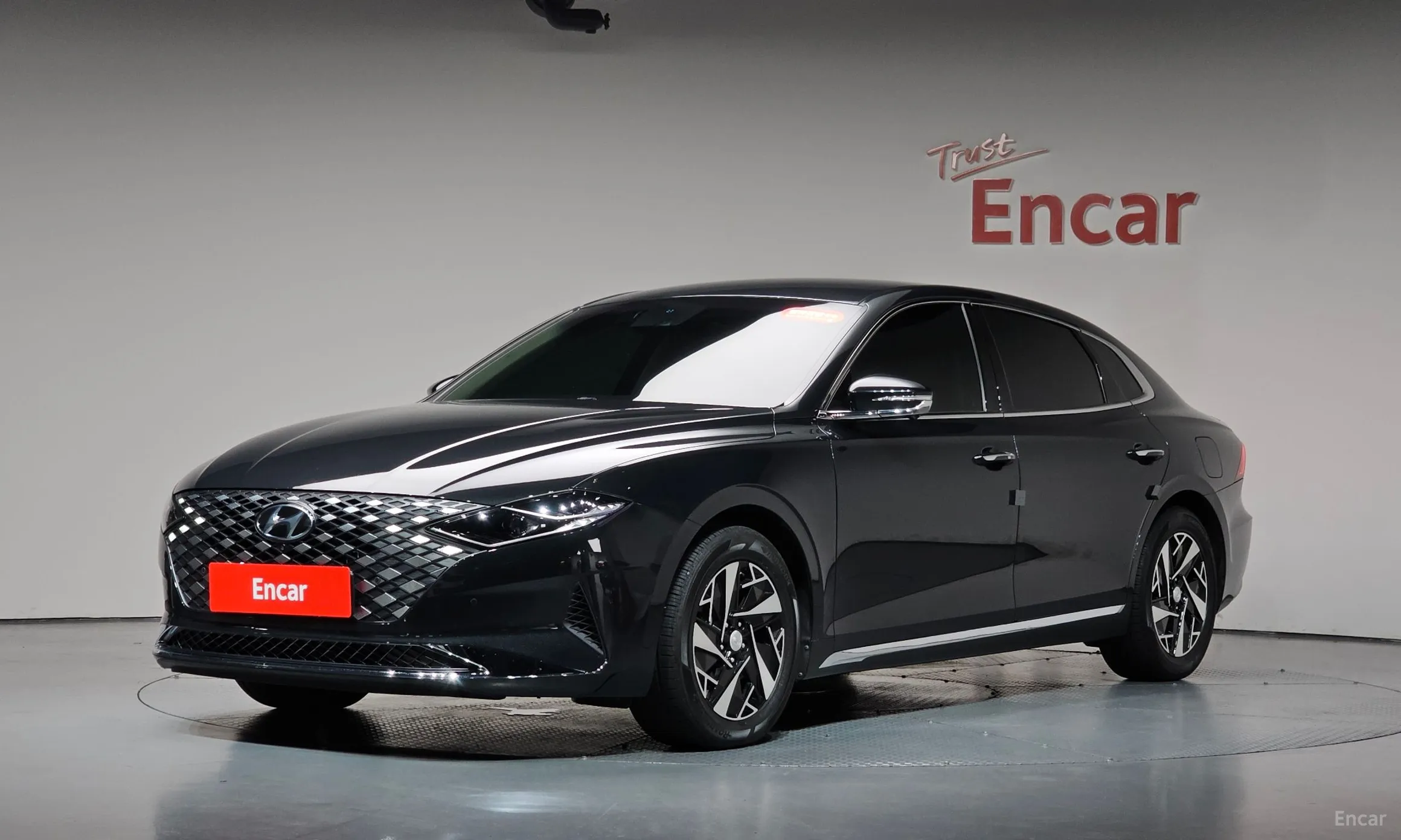 Hyundai Grandeur IG Hybrid