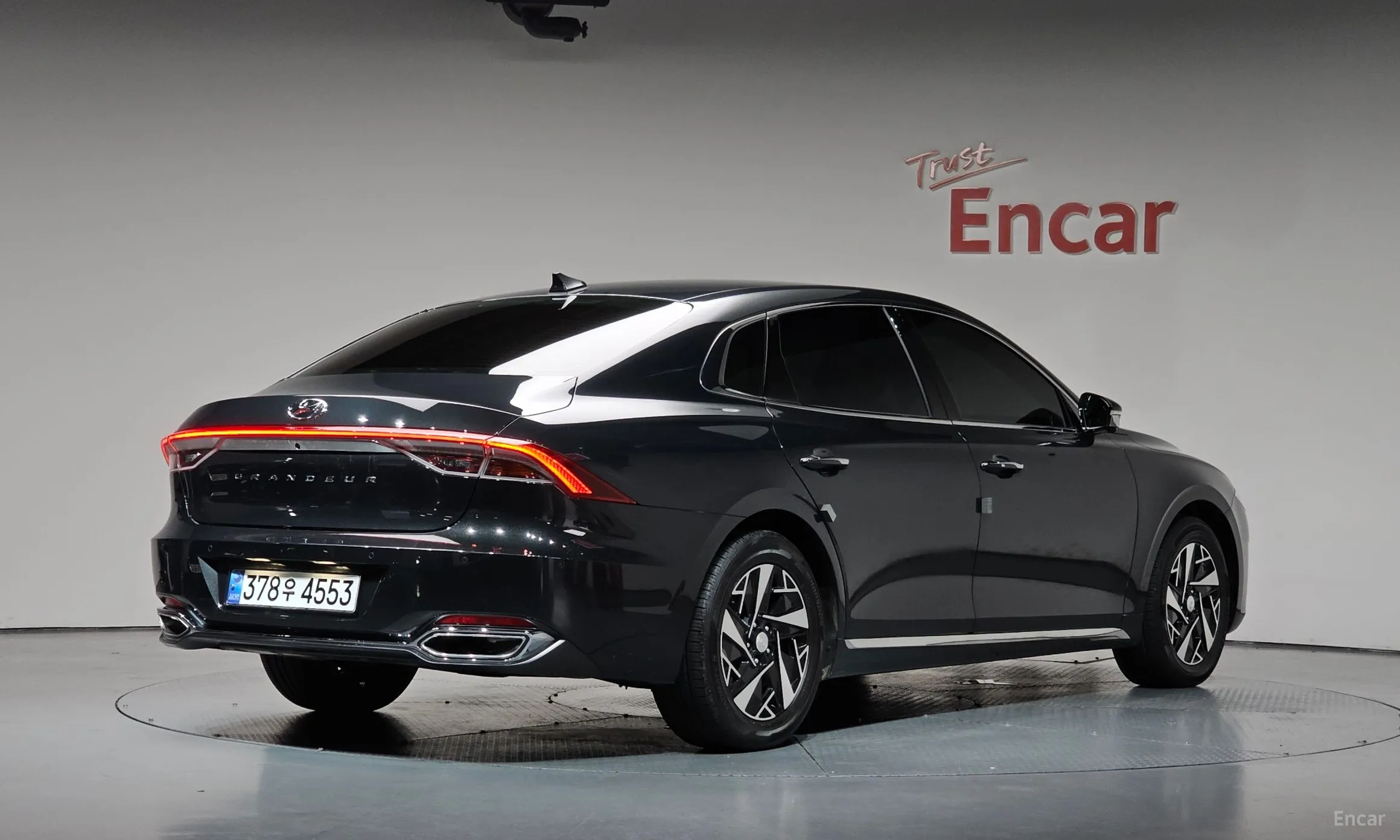 Hyundai Grandeur IG Hybrid